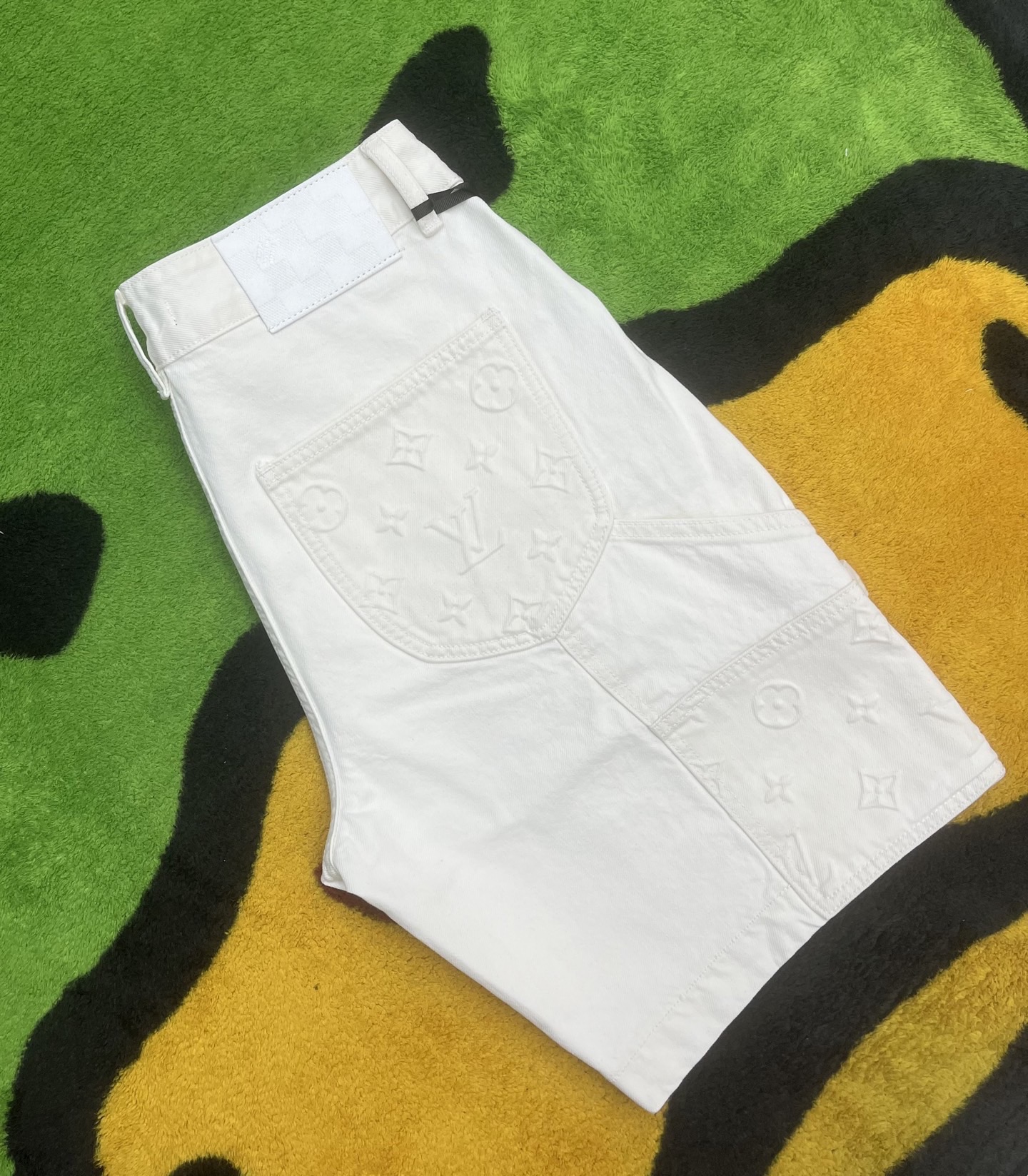 ￼ ￼ ￼ ￼ 🩳🤠牛仔💥短裤💥春夏💥 🔥新款现货上市 🔥🔥 原单爆款，超级定制款，原版五金，超级重工工