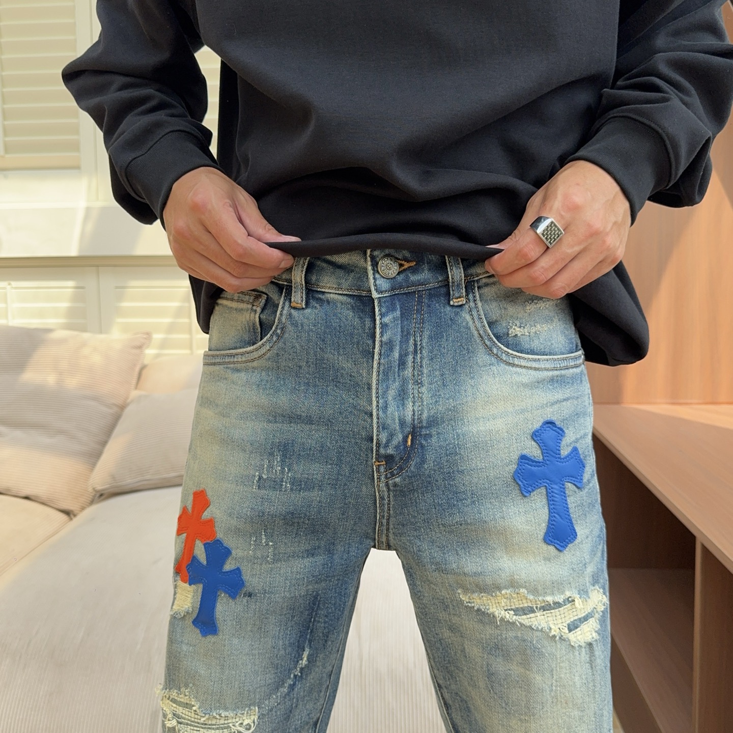 💥克罗心 秋冬新款现货上市🔥🔥原单爆款牛仔裤👖超级定制款，原版五金，超级重工工艺，版型超赞👍细节做工无可挑剔！款式不挑人