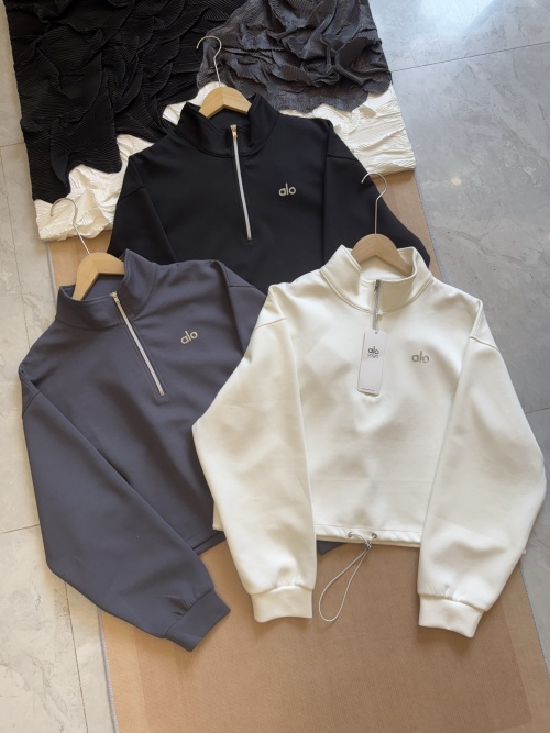 ALO Yoga Half Zip Pullover: High-Density, Soft Touch, and Stylish Design 1 ALO Yoga Half Zip Pullover: High-Density, Soft Touch, and Stylish Design