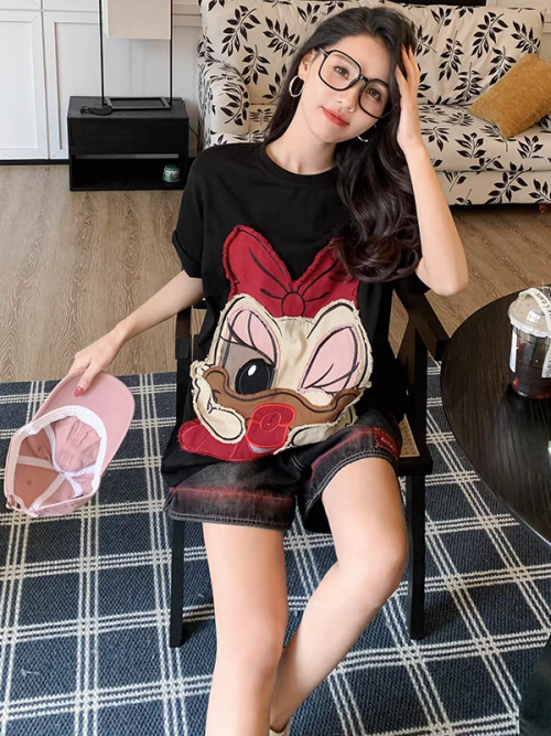 Daisy Duck Graphic Tee and Denim Shorts Set Casual Outfit Cute Style 1 Daisy Duck Graphic Tee and Denim Shorts Set Casual Outfit Cute Style