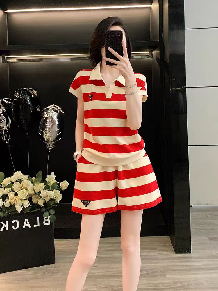 Prada Striped Polo Shirt and Shorts Set - Red/White, Summer Style 3 o 1j3lfjrps1o071a07le91cvatca8