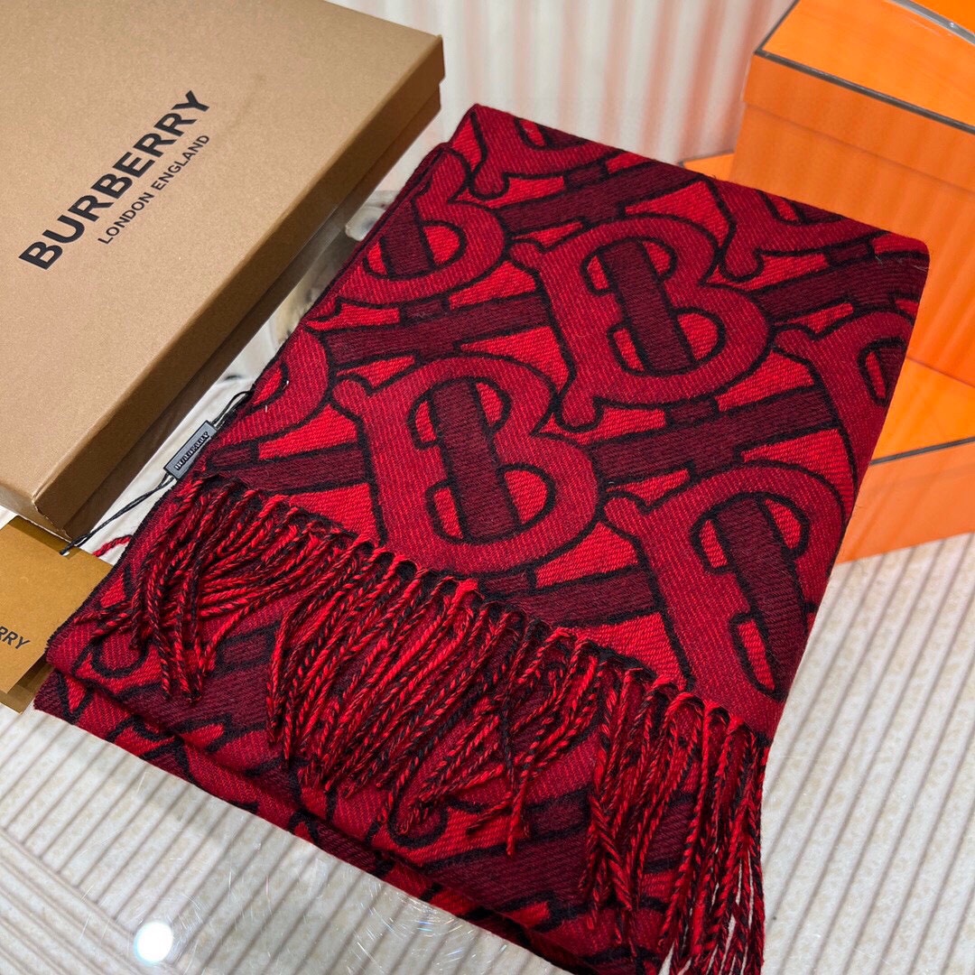 免代购Burberry重磅极品️超级流弊品质绝了️有正品的尽管拉出来PK一下绝逼重磅款一万个推荐限量版和