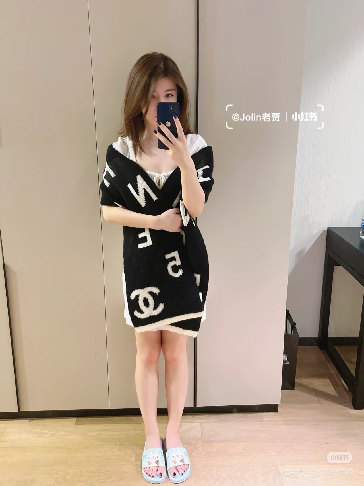 Chanel香奈儿5号难得一见的针织单品温柔配色超级迷恋️气质低调恬静又不失优雅️重点推荐️一秒心动啊！