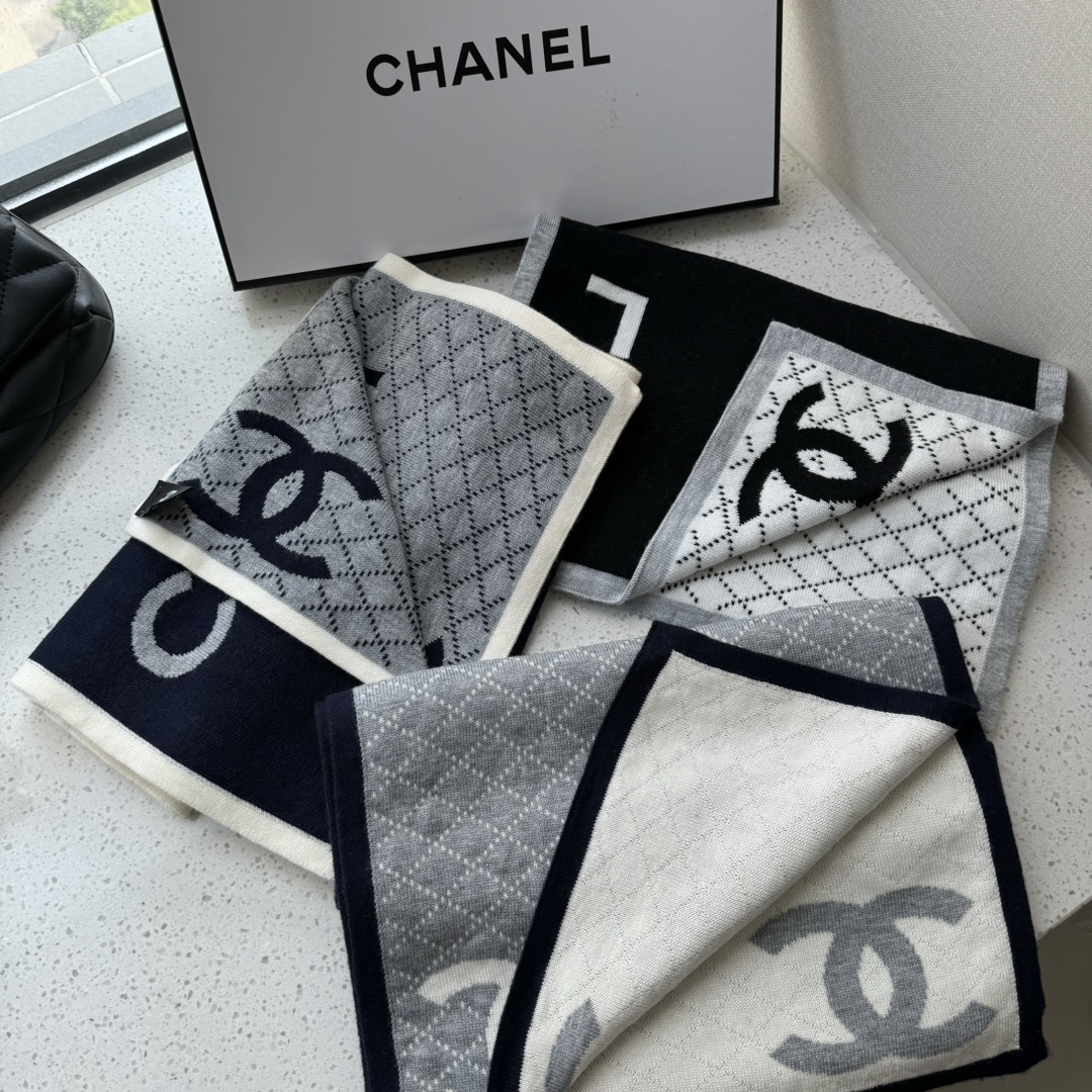 Chanel24秋冬新款24b针织围巾羊绒针织长巾️美翻了[流泪]御用殿堂级极品️新款在售进口纯羊绒针织