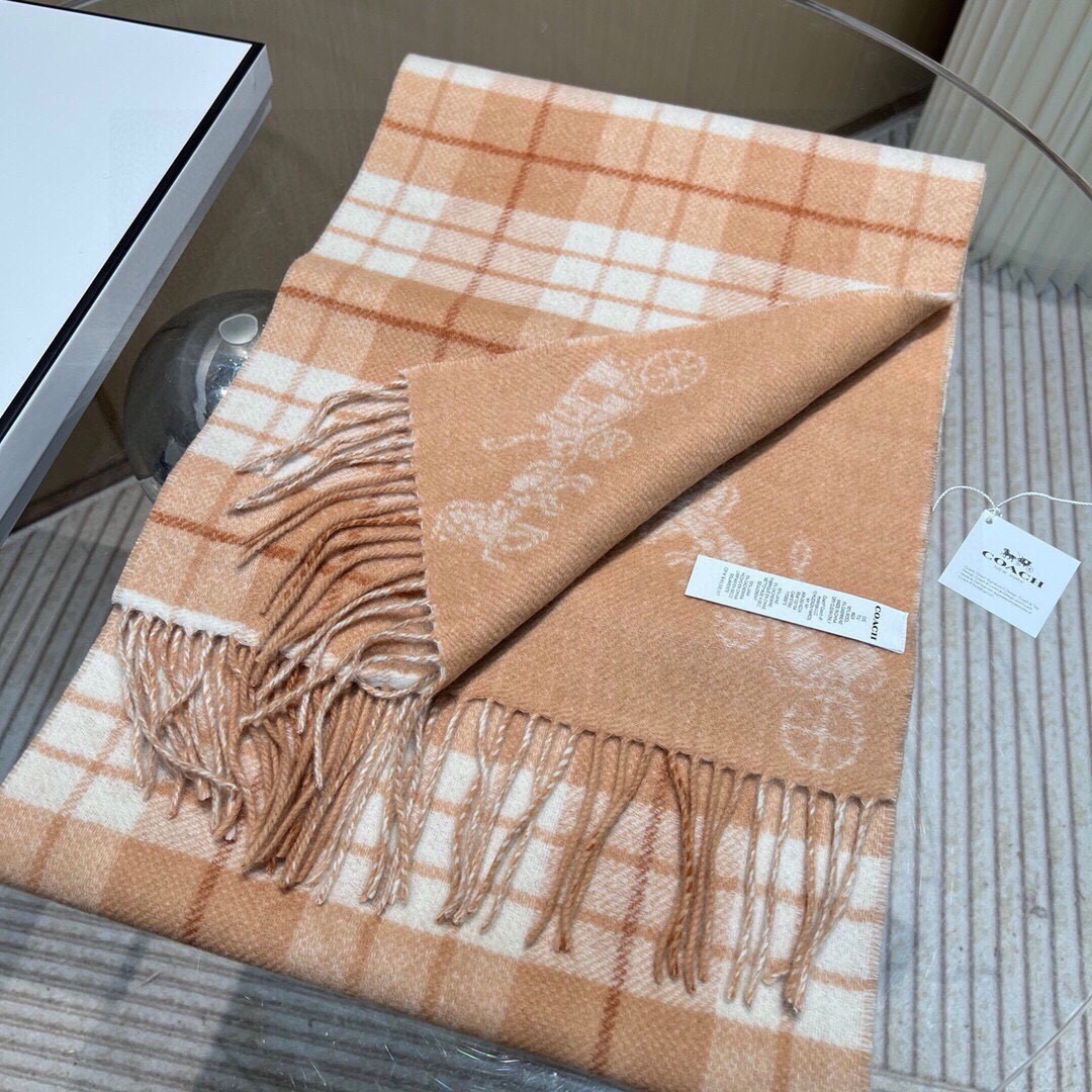 Classic COACH Wool Scarf: Soft, Comfy, 190×30 cm, Reversible Design, Double-Colored, Gentle Wash - 图片 5