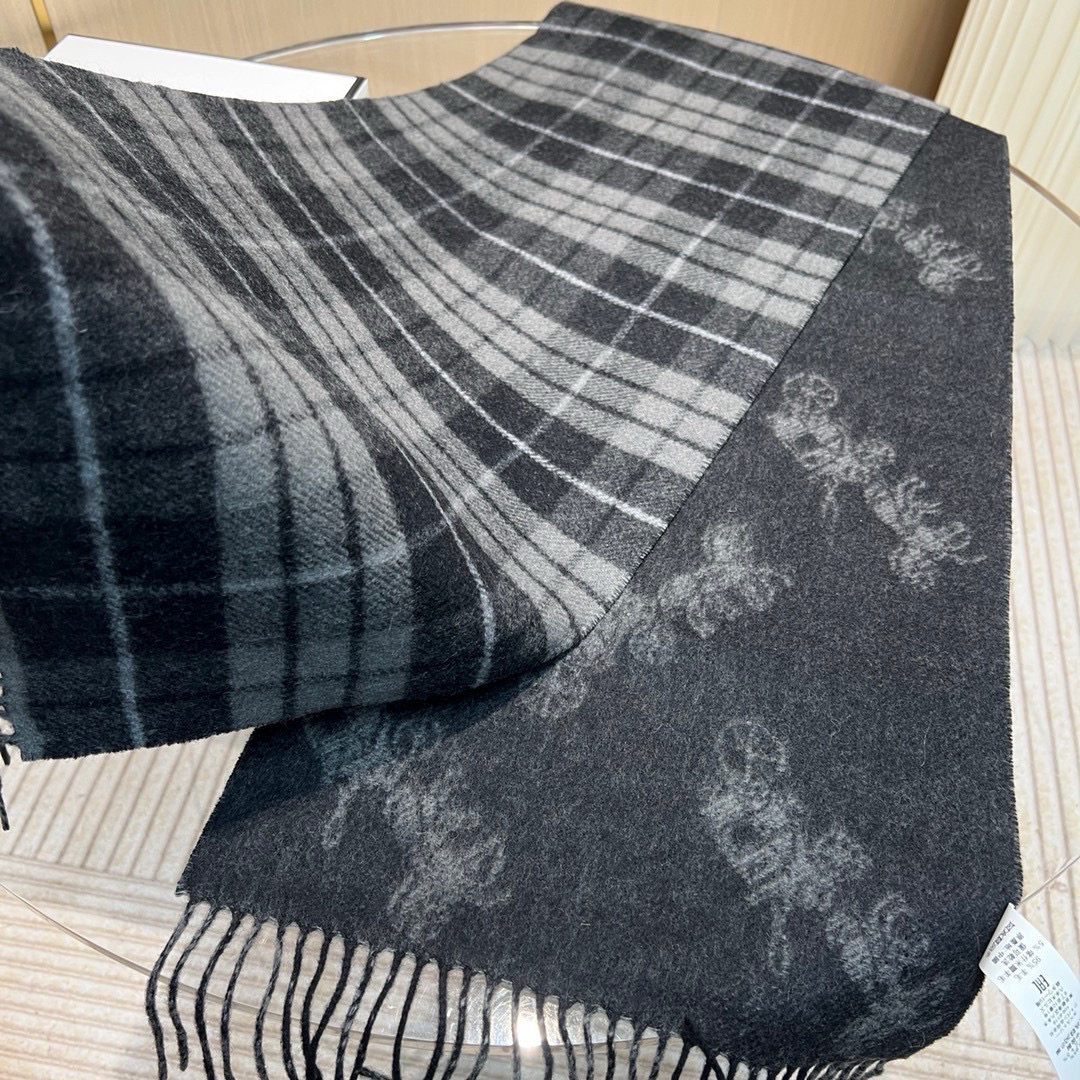 “Classic COACH Wool Scarf: Soft, Comfy, 190x30cm, Reversible Design, Must-Wash Gentle” - 图片 6