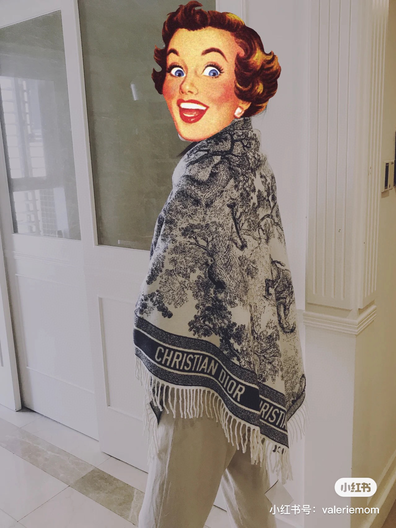赵丽颖同款披肩 Dior 丛林 对比下市面上的版本,真的看图就知道不对版~国内最好版本第一批出货❗️~开