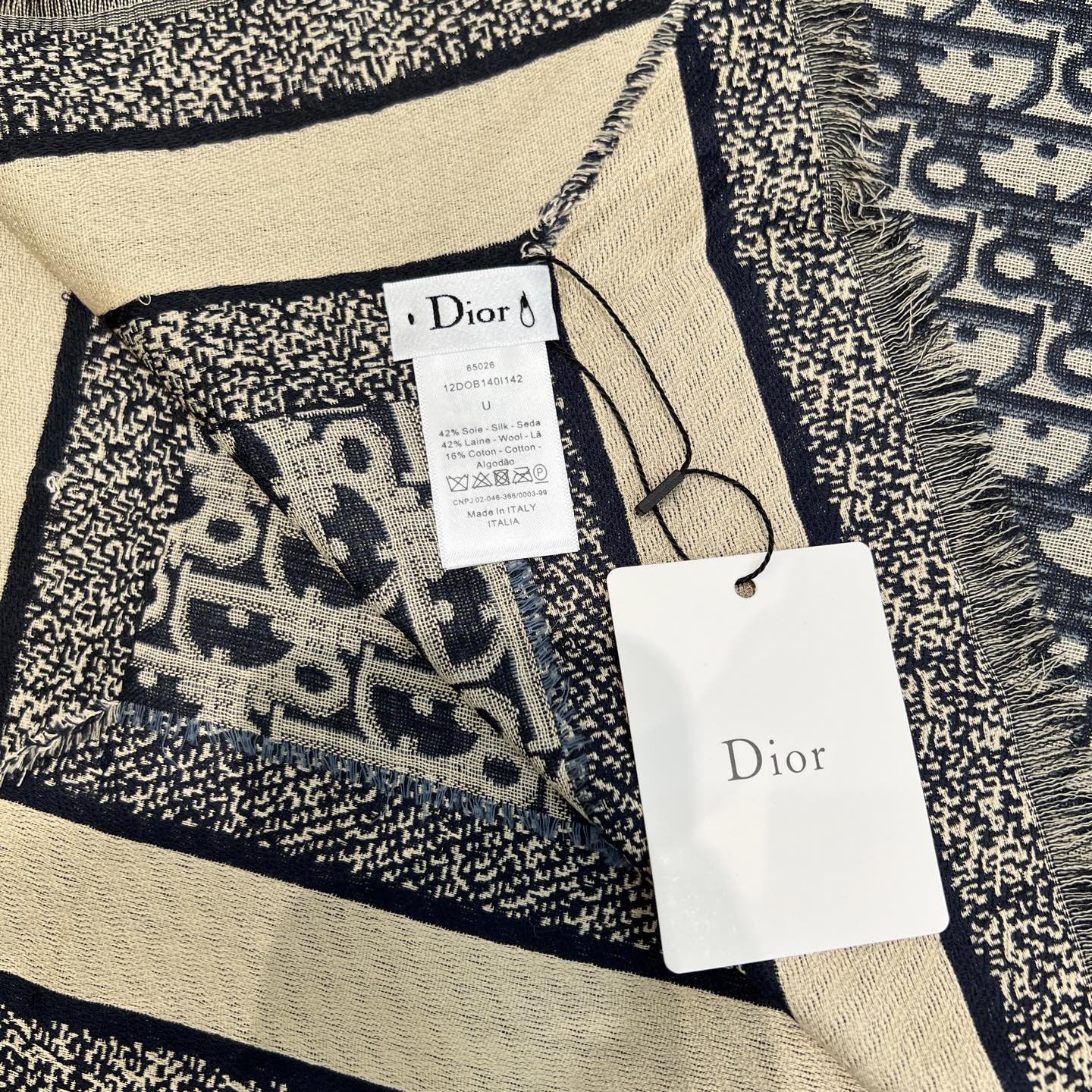 高段位！是Dior的女人！经典旧花新演绎！！】实物有被惊艳到！！Dior今年22秋冬新出的Cannage