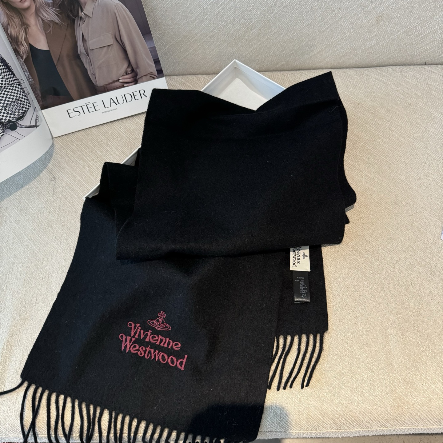 2025小红书最新走火爆款 COS品牌 🪐✨经典大土星围巾🧣vivienne westwood西太后土星