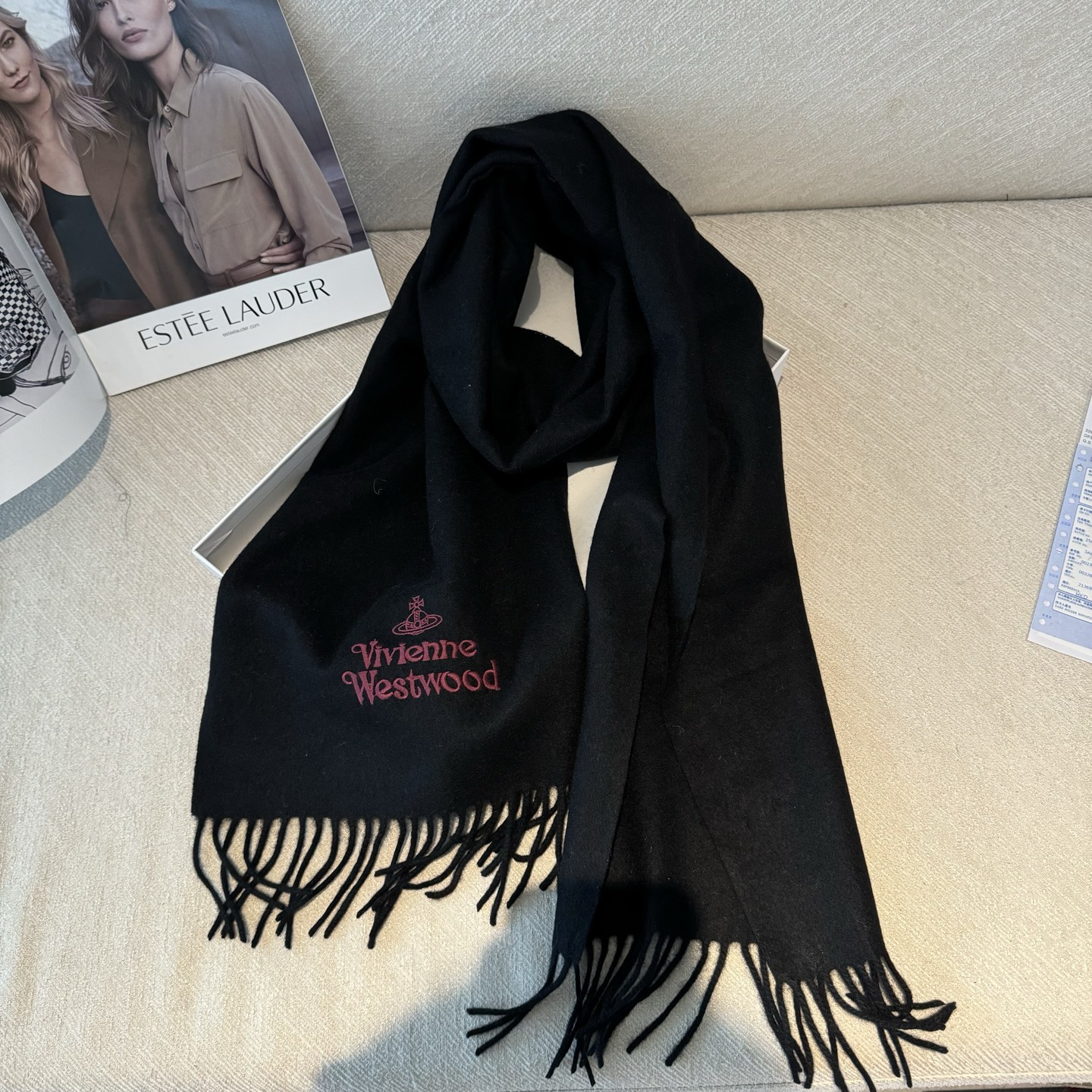 2025小红书最新走火爆款 COS品牌 🪐✨经典大土星围巾🧣vivienne westwood西太后土星