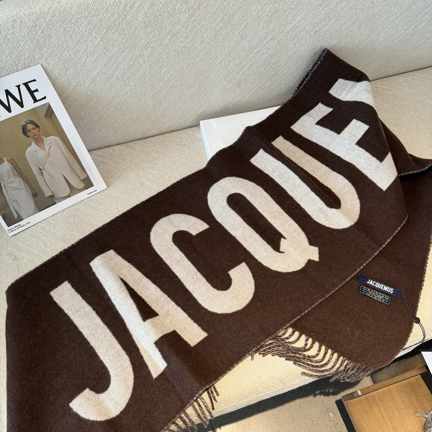 ✨✨Jacquemus 双面围巾❗今年真的被疯狂种草 今年冬天就非宠这条 好看的要疯掉了，太有型太有魅力