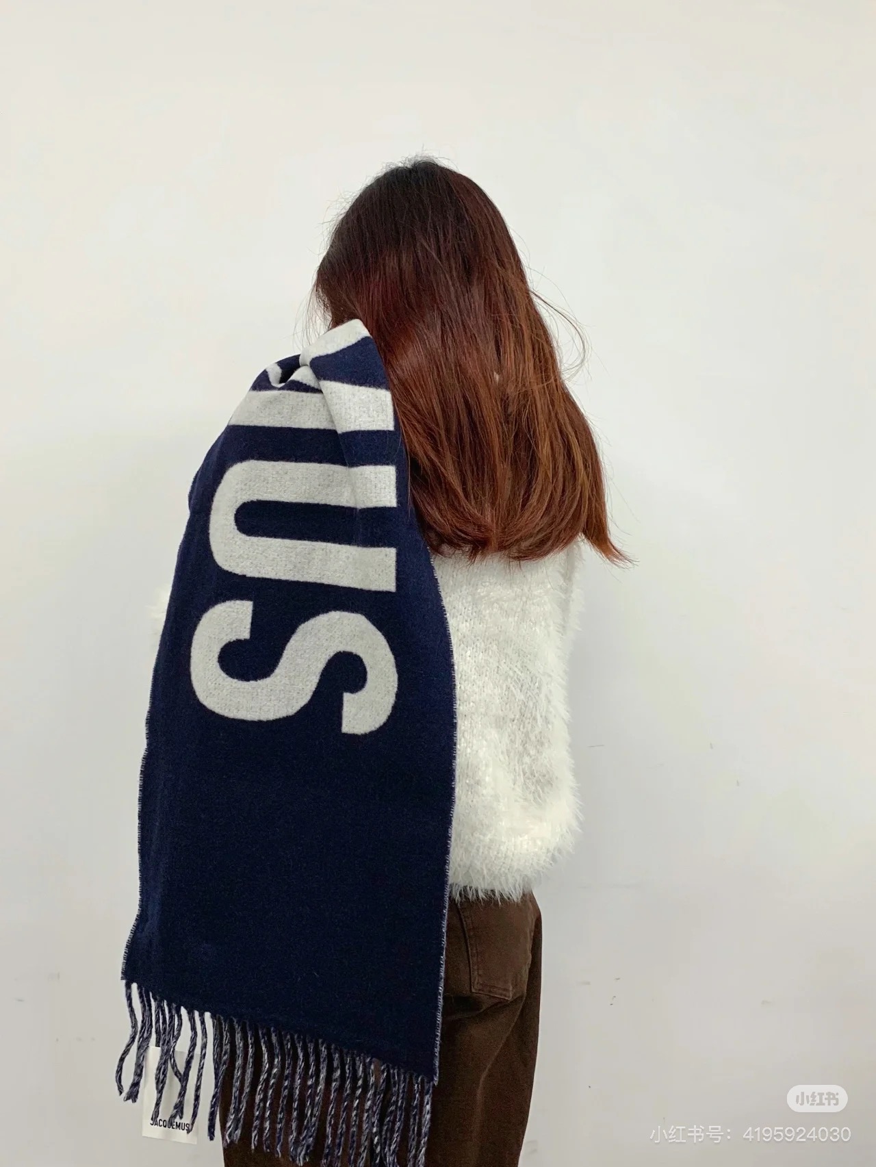 Jacquemus Jacquemus 双面围巾 今年真的被疯狂种草 今年冬天就非宠这条 的要疯掉了