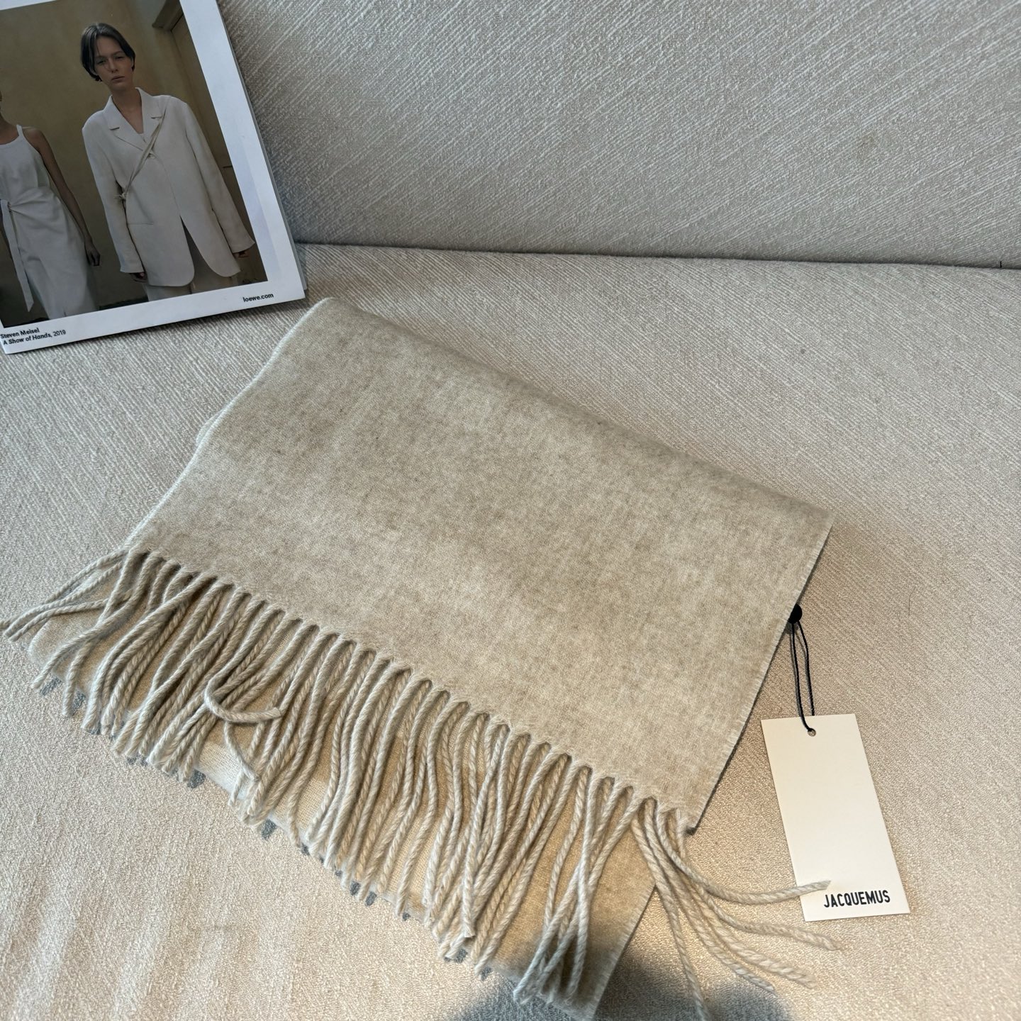 Jacquemus Jacquemus 双面围巾 今年真的被疯狂种草 今年冬天就非宠这条 的要疯掉了