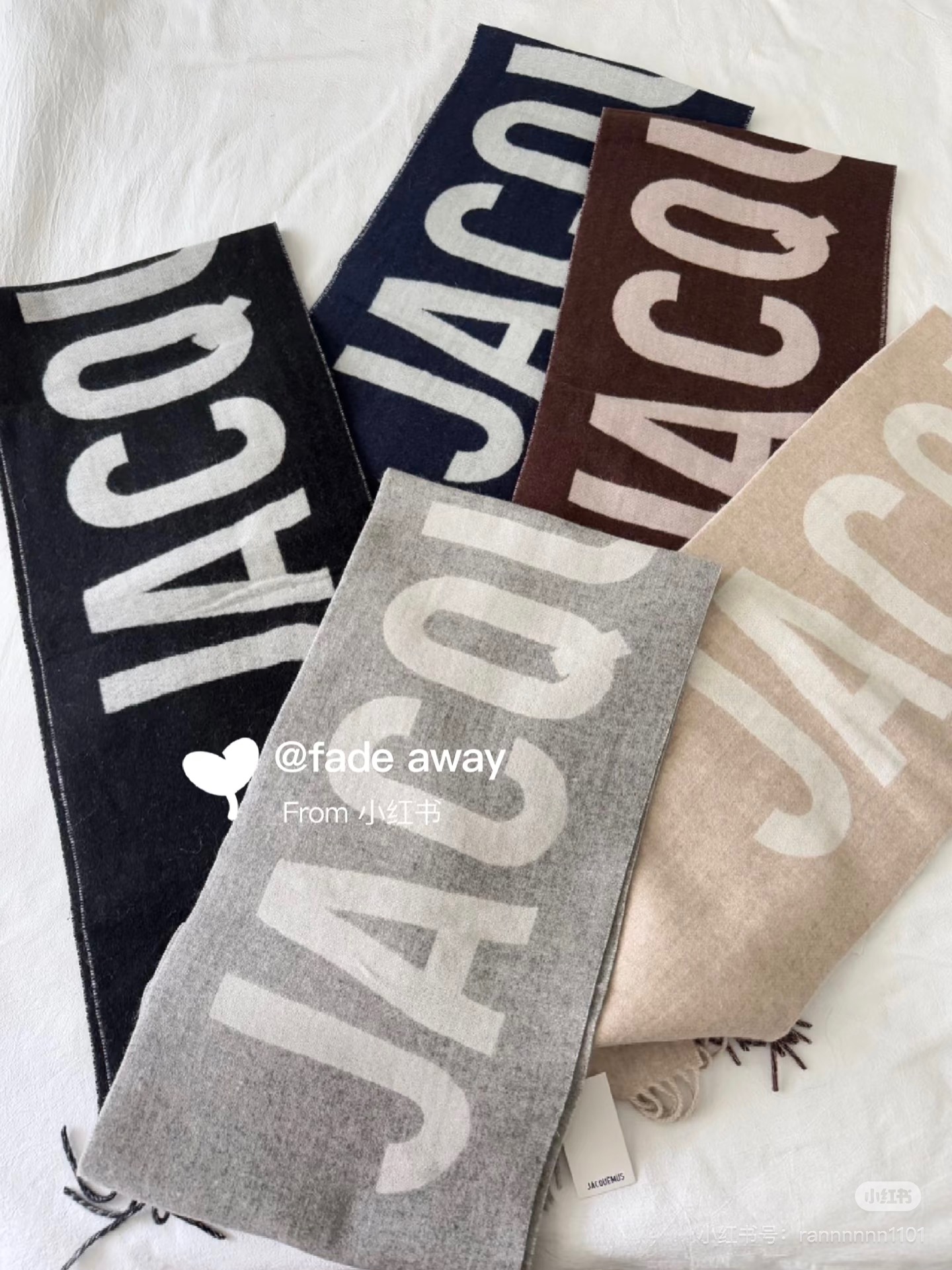 ✨✨Jacquemus 双面围巾❗今年真的被疯狂种草 今年冬天就非宠这条 好看的要疯掉了，太有型太有魅力