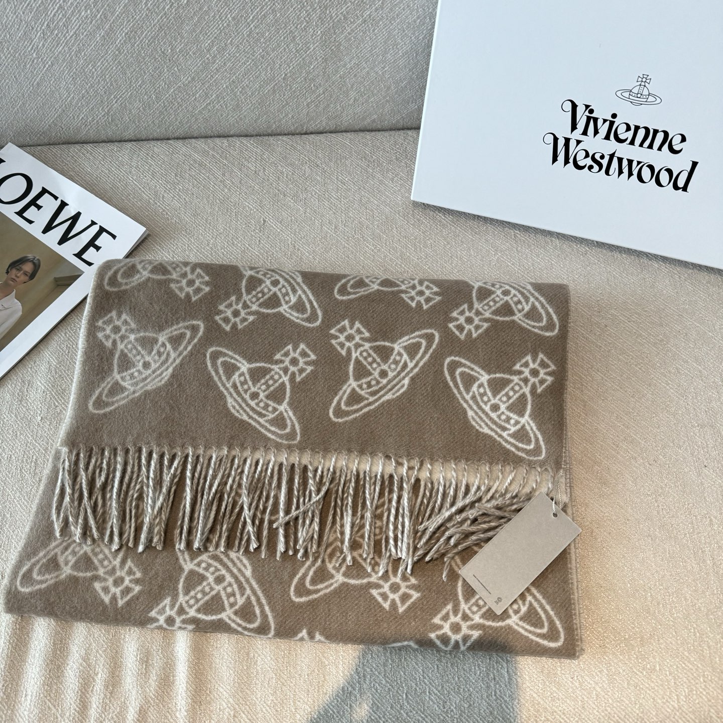 ✨✨英国朋克教母“西太后Vivienne Westwood”最爱的土星❗❗从精神上，Vivenne We