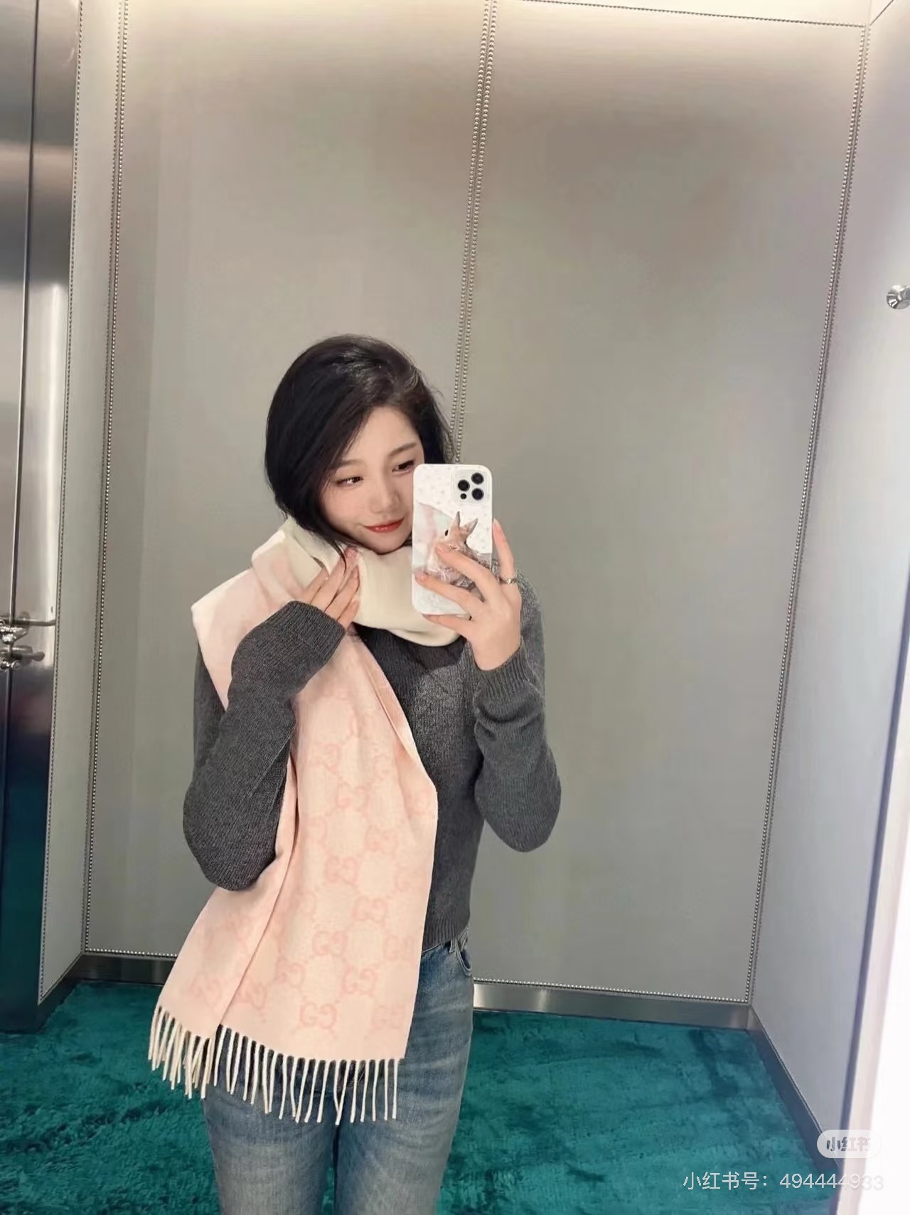 Gucci重磅专柜最最新款，专柜售8000+的好货！就是喜欢Gucci这种调调！长在很多人喜欢这种时髦感