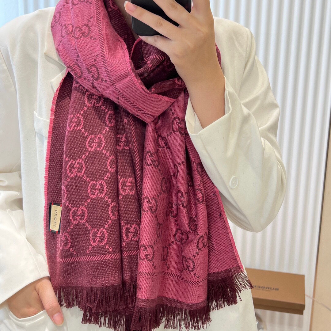 ✨重磅‼️Gucci专柜新款‼️出口订单。专柜的最新限量双面拼色‼️全部纱线进口客供 唯一一家给G订制纱