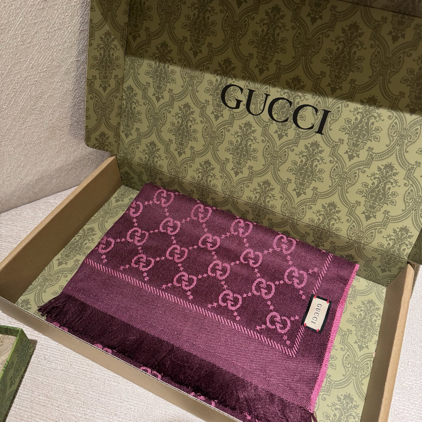 ✨重磅‼️Gucci专柜新款‼️出口订单。专柜的最新限量双面拼色‼️全部纱线进口客供 唯一一家给G订制纱