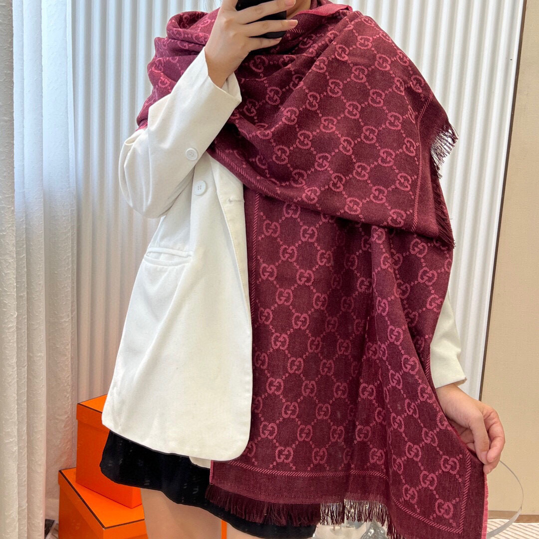 ✨重磅‼️Gucci专柜新款‼️出口订单。专柜的最新限量双面拼色‼️全部纱线进口客供 唯一一家给G订制纱