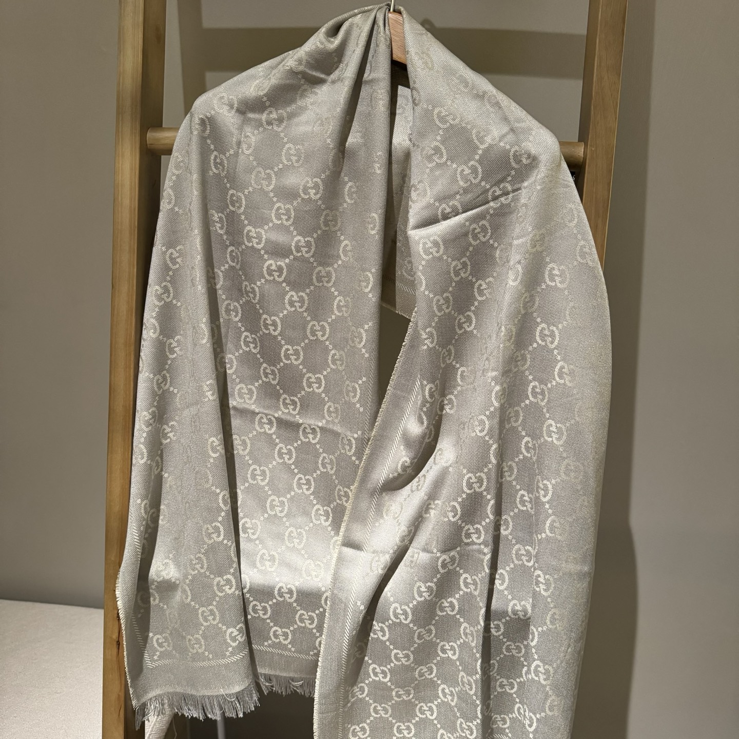 ✨重磅‼️Gucci专柜新款‼️出口订单。专柜的最新限量双面拼色‼️全部纱线进口客供 唯一一家给G订制纱