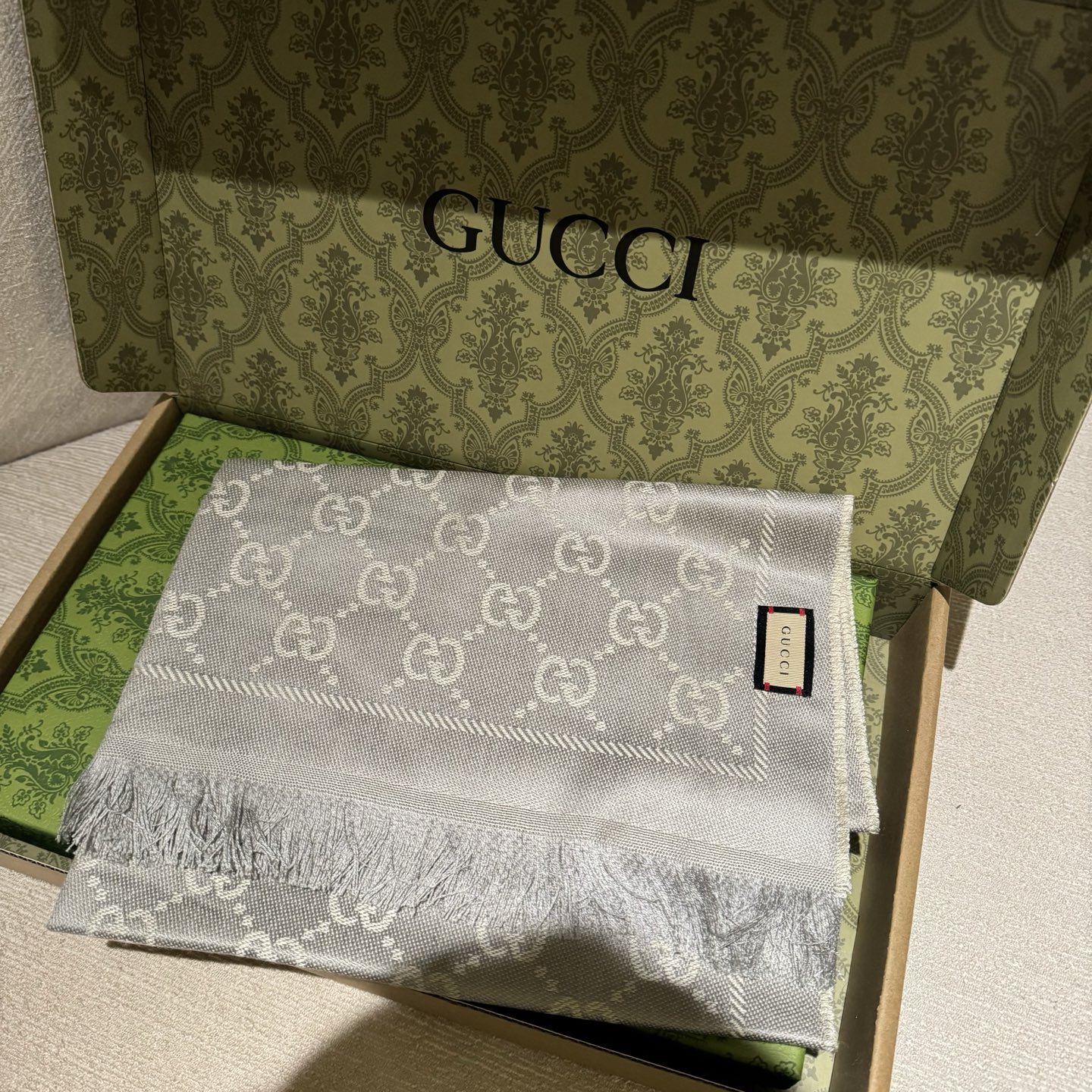 ✨重磅‼️Gucci专柜新款‼️出口订单。专柜的最新限量双面拼色‼️全部纱线进口客供 唯一一家给G订制纱