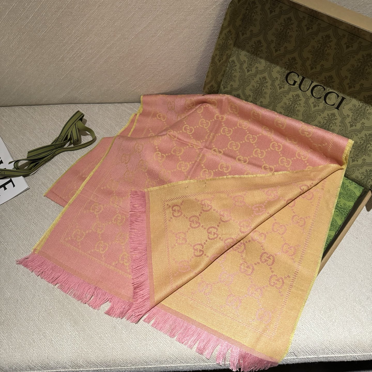 ✨重磅‼️Gucci专柜新款‼️出口订单。专柜的最新限量双面拼色‼️全部纱线进口客供 唯一一家给G订制纱