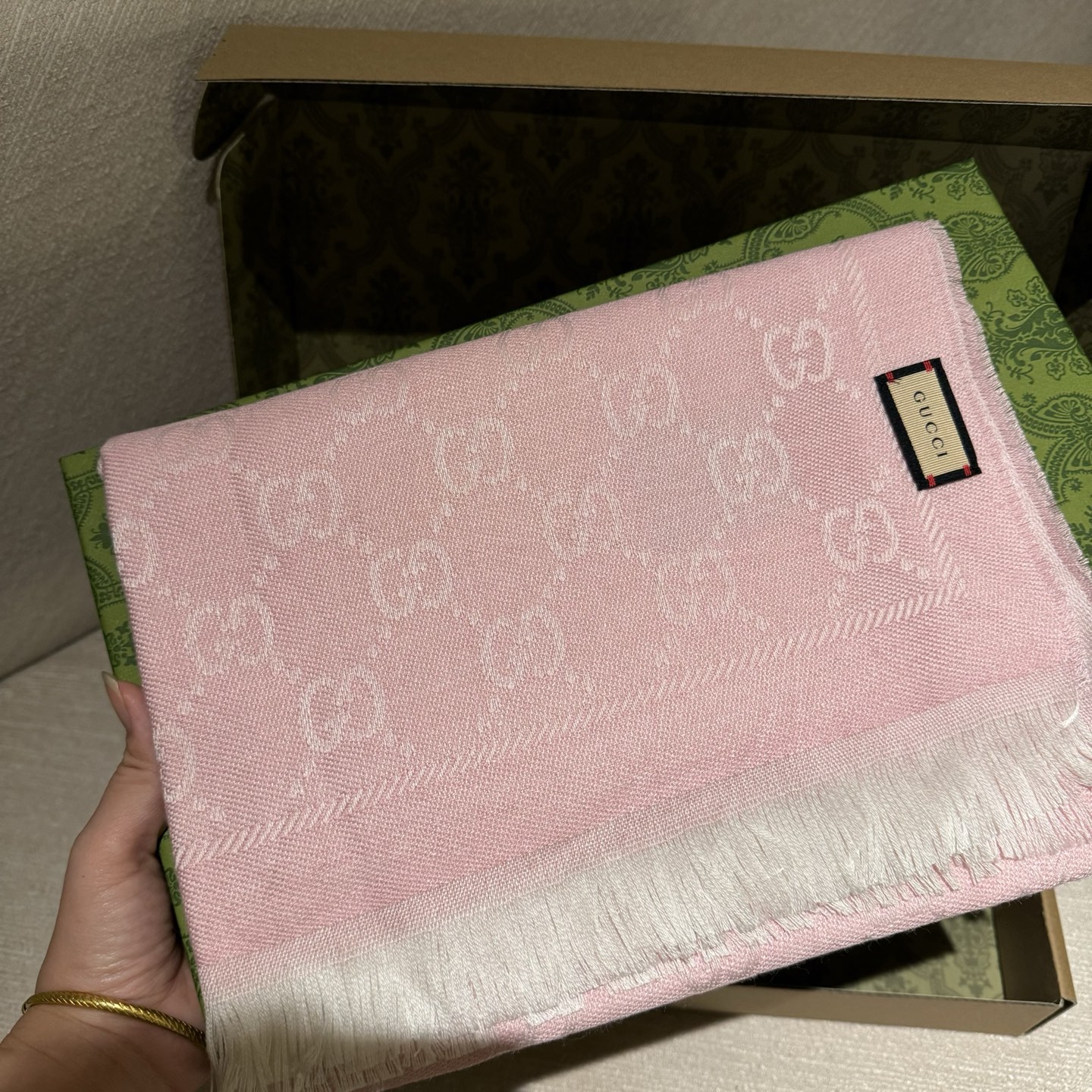 ✨重磅‼️Gucci专柜新款‼️出口订单。专柜的最新限量双面拼色‼️全部纱线进口客供 唯一一家给G订制纱