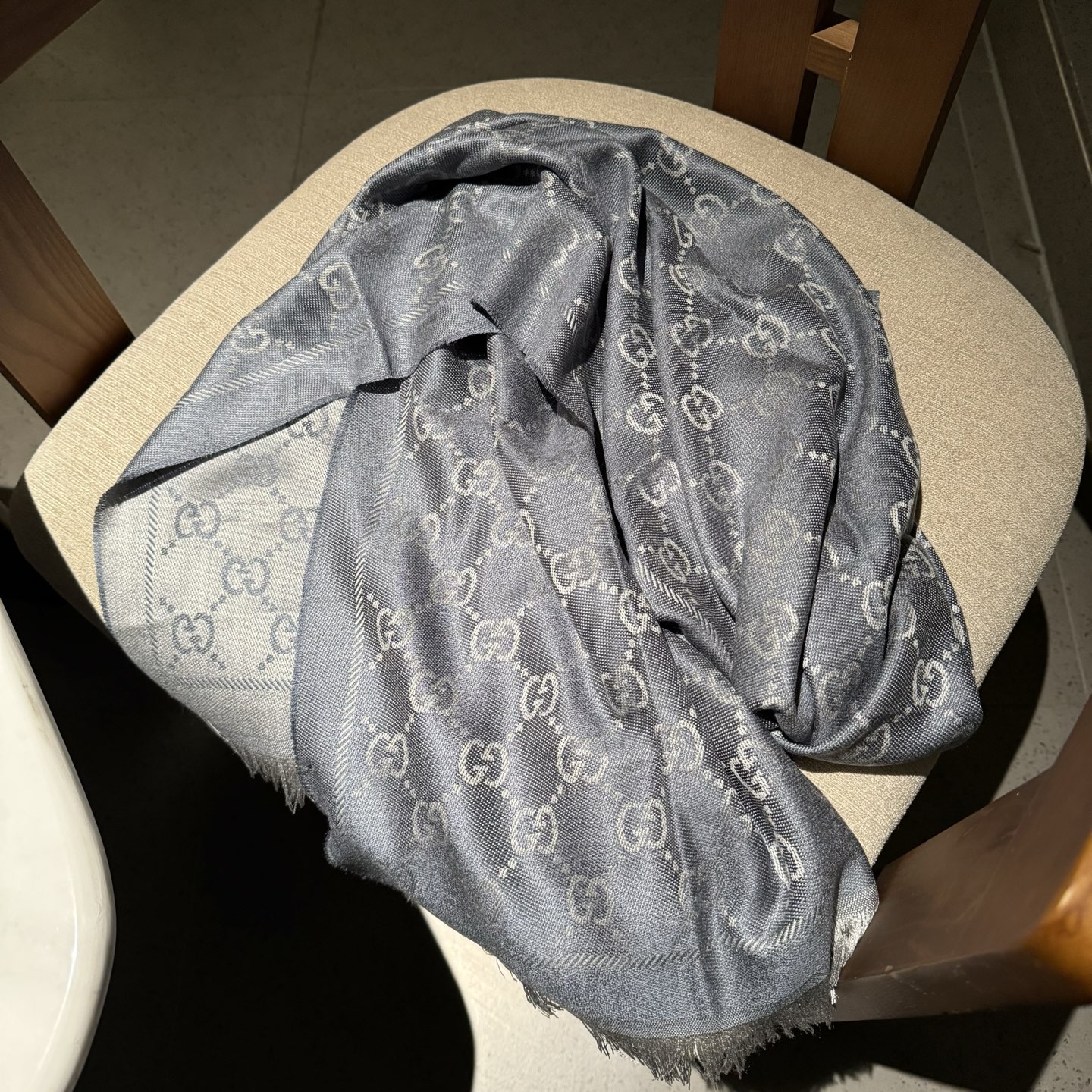 ✨重磅‼️Gucci专柜新款‼️出口订单。专柜的最新限量双面拼色‼️全部纱线进口客供 唯一一家给G订制纱