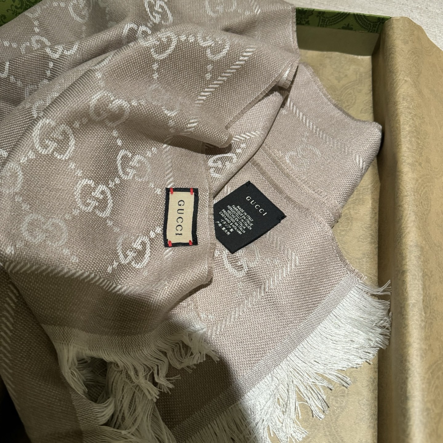 ✨重磅‼️Gucci专柜新款‼️出口订单。专柜的最新限量双面拼色‼️全部纱线进口客供 唯一一家给G订制纱