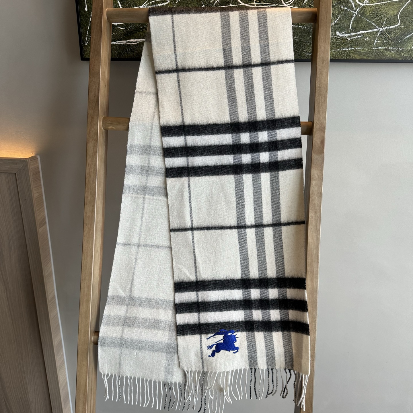 📦2025怒推走量新款🎊巴宝莉官网最新款💥 100%顶级双面羊绒材质🔥非常保暖👑 柔软亲肤，不扎脖😍经典