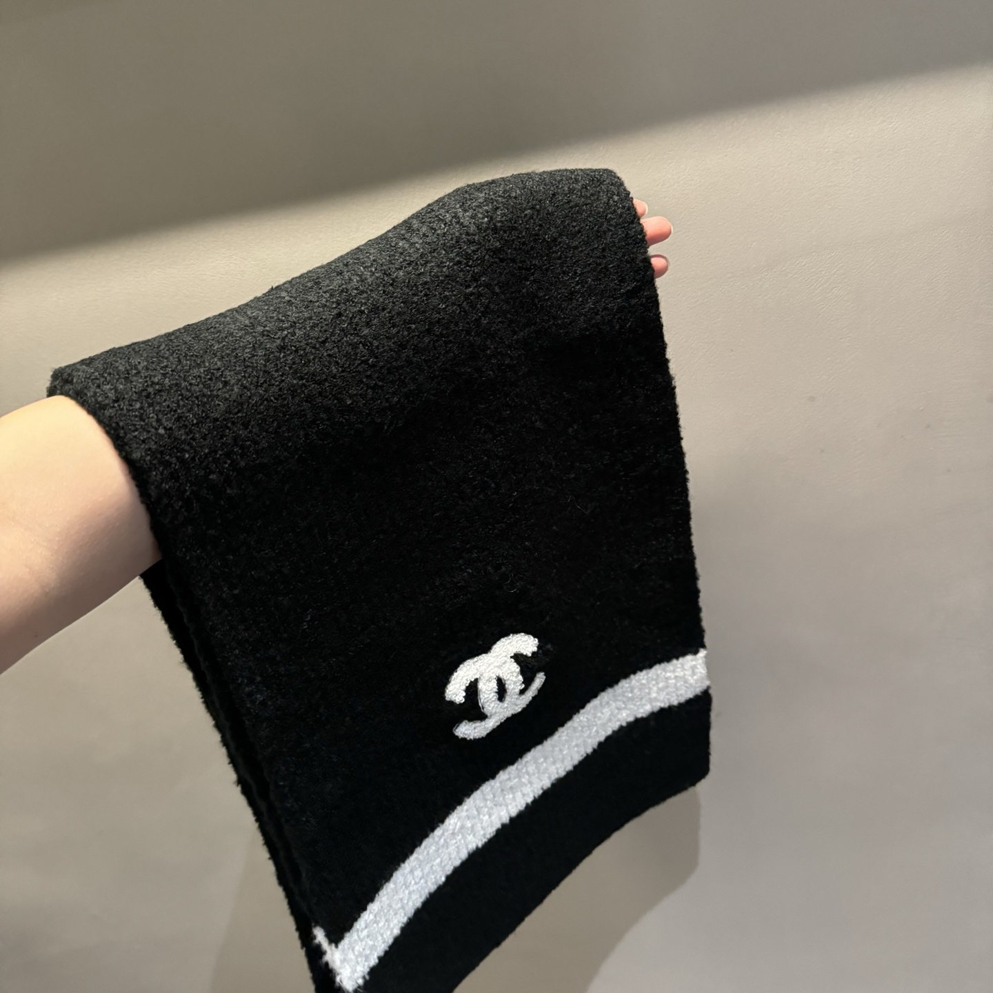 【▪Chanel · 香奈儿难得一见的针织单品，温柔配色，超级迷恋❗️气质低调恬静又不失优雅❗️】重点推