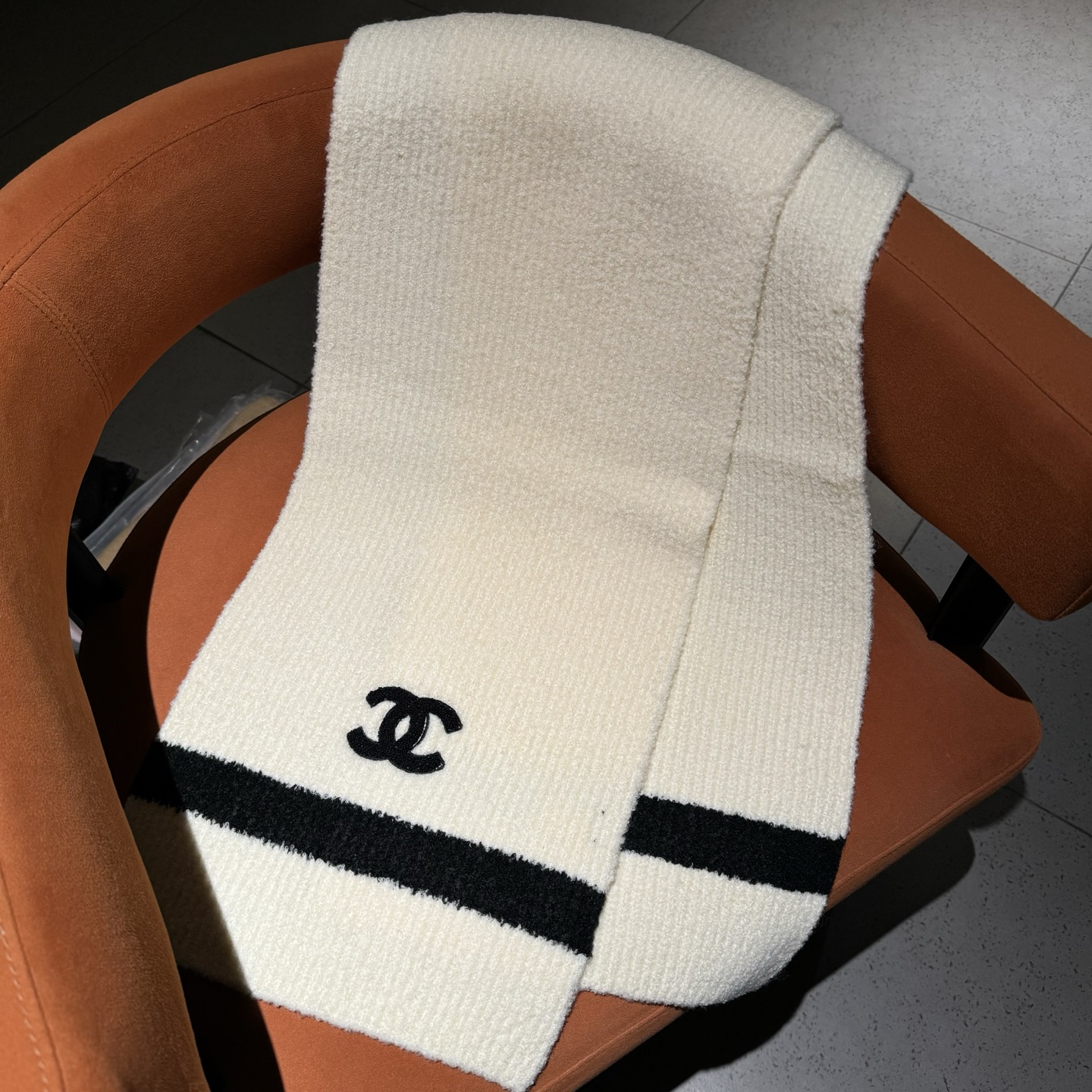 【▪Chanel · 香奈儿难得一见的针织单品，温柔配色，超级迷恋❗️气质低调恬静又不失优雅❗️】重点推