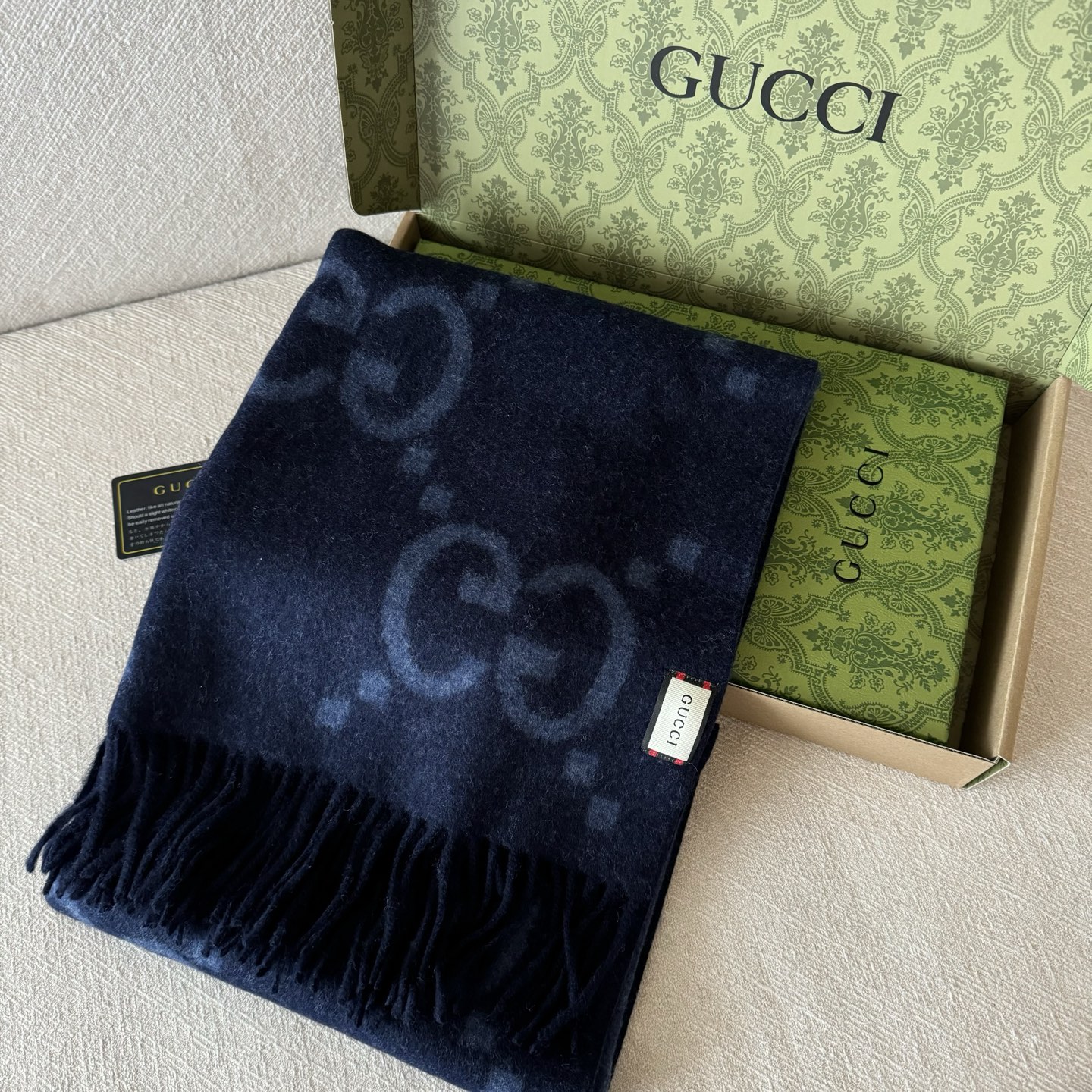 颜色到齐🆕Gucci最新款 👍稀有品质😵😵太好看了❤️Gucci最新ZG同步款‼️图案真的超级好看啊~就