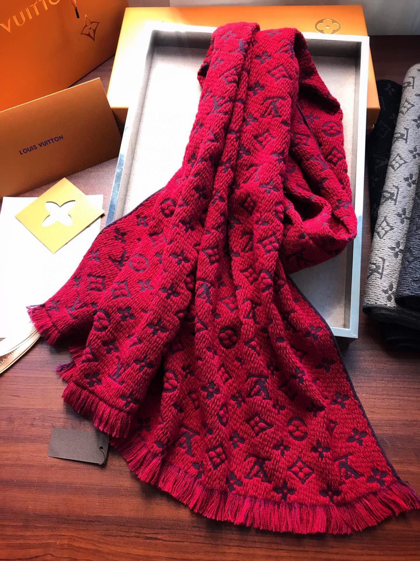 ✨✨超级中意非常稳👍▪️我们的男款围巾且买且珍惜~~男款真的很少，一年也就出几款，都是出口订单所以比较难