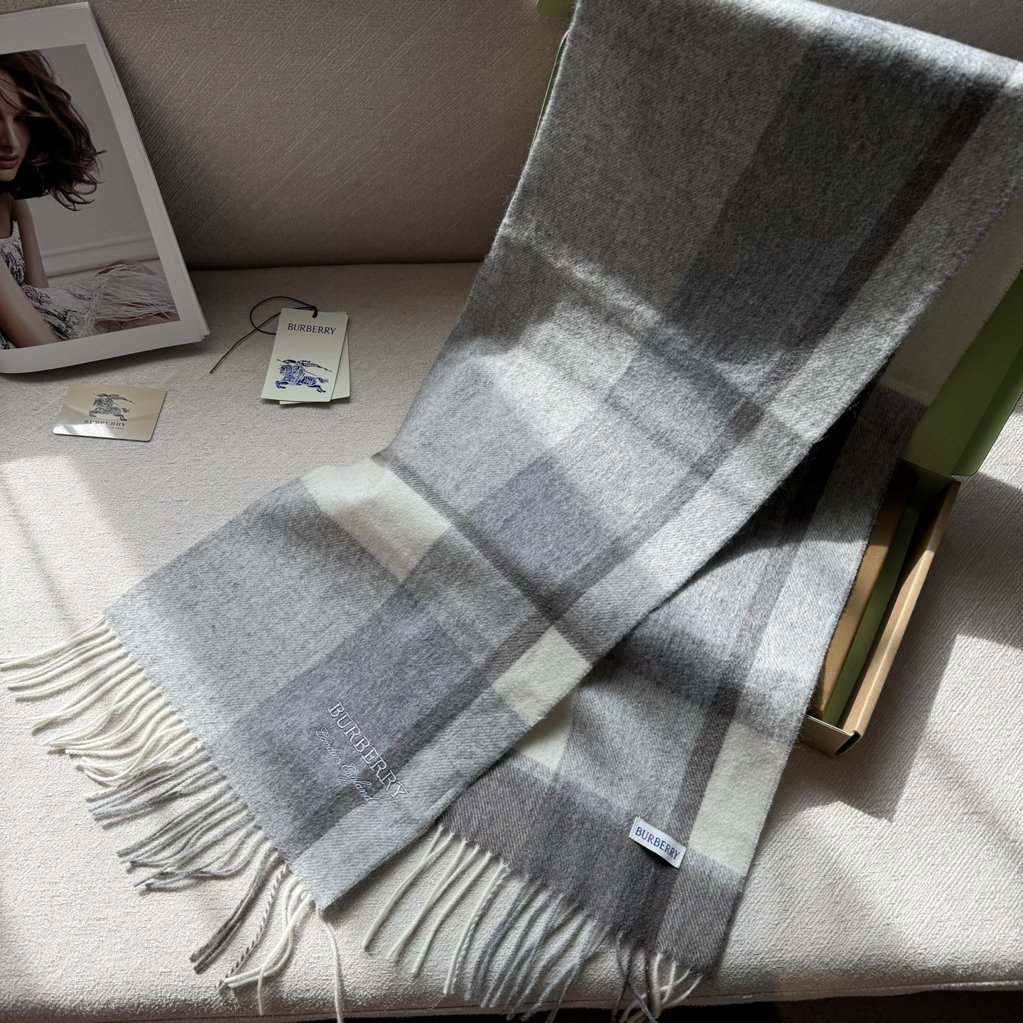 🆕Burberry · 巴宝莉新款‼️今年我们的男款真的是高端Level，重磅极品‼️妥妥的家属福利👍少