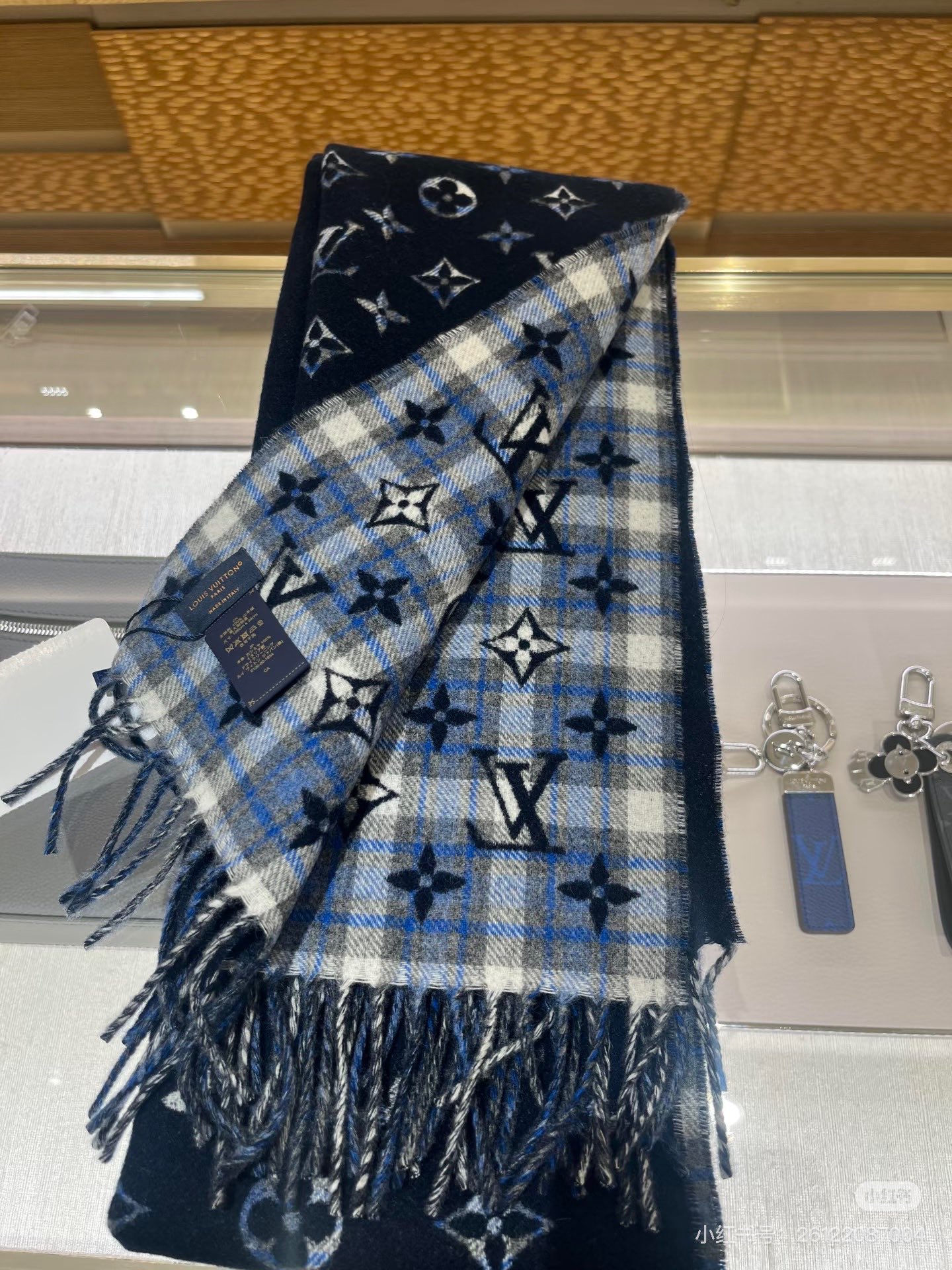 🆕LOUIS VUITTON · 路易威登❗️驴家的男款围巾就且买且珍惜吧 - 男款真的很少，一年也就出