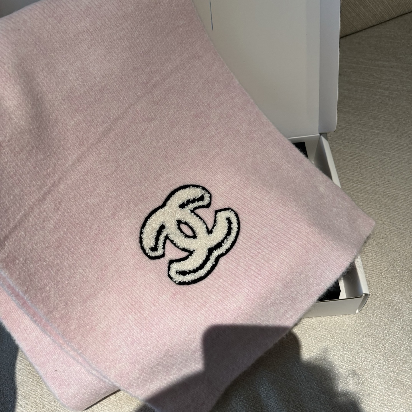 👑👑Chanel25秋冬新款针织围巾羊绒针织长巾‼️美翻了[流泪]御用殿堂级极品‼️新款在售 进口纯羊绒