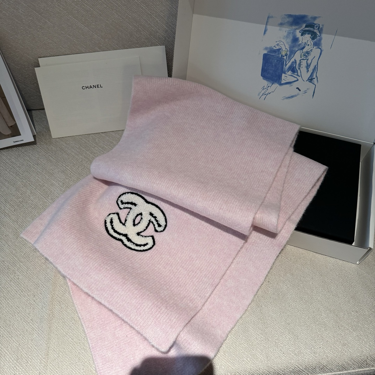 👑👑Chanel25秋冬新款针织围巾羊绒针织长巾‼️美翻了[流泪]御用殿堂级极品‼️新款在售 进口纯羊绒