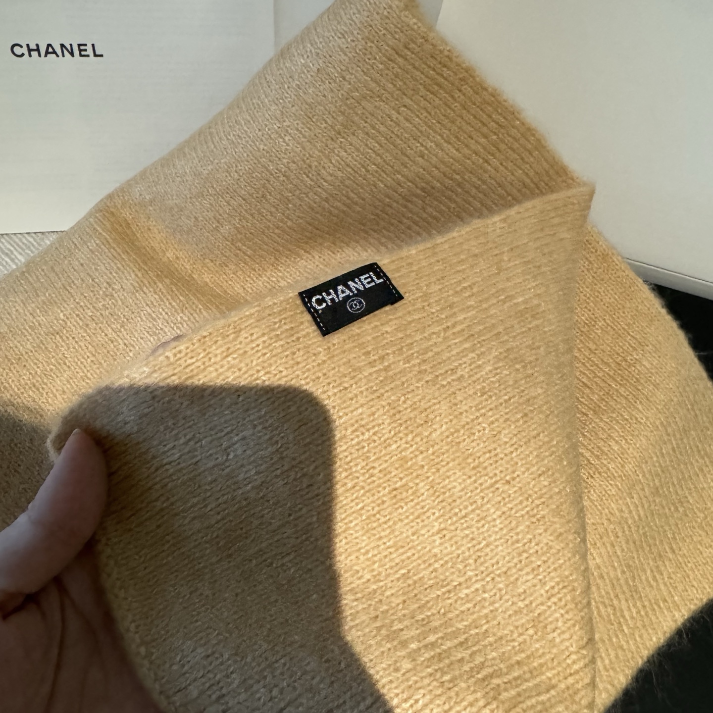 👑👑Chanel25秋冬新款针织围巾羊绒针织长巾‼️美翻了[流泪]御用殿堂级极品‼️新款在售 进口纯羊绒