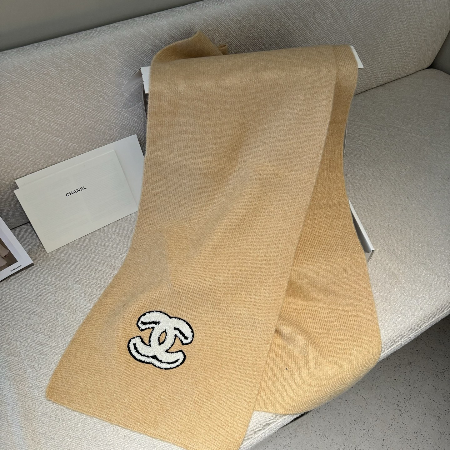 👑👑Chanel25秋冬新款针织围巾羊绒针织长巾‼️美翻了[流泪]御用殿堂级极品‼️新款在售 进口纯羊绒