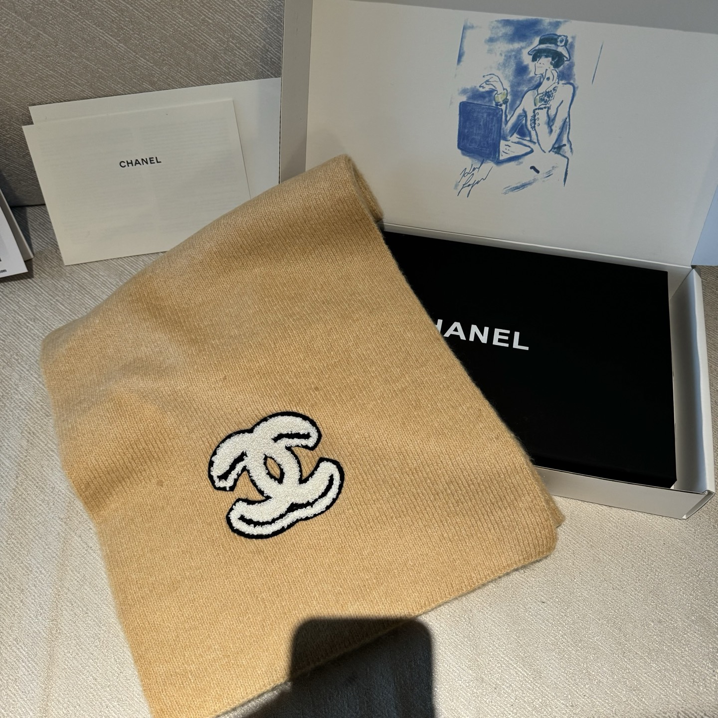 👑👑Chanel25秋冬新款针织围巾羊绒针织长巾‼️美翻了[流泪]御用殿堂级极品‼️新款在售 进口纯羊绒