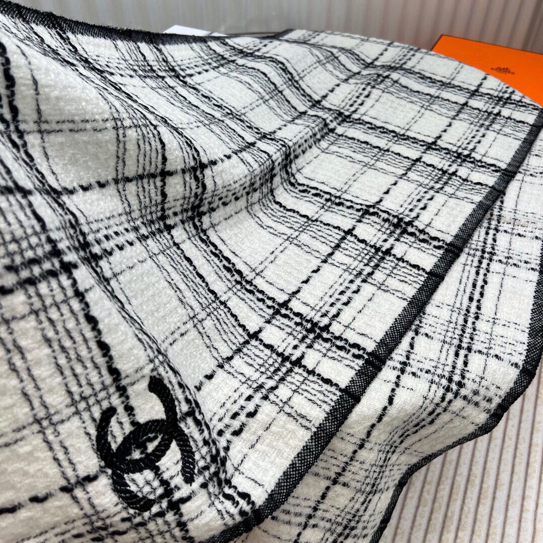 CHANEL羊绒长巾👏💙顶级原单正品旷世绝美【小香披肩】羊绒围巾，顶级高端货👼【绝对值得珍藏👍】👏香奈儿