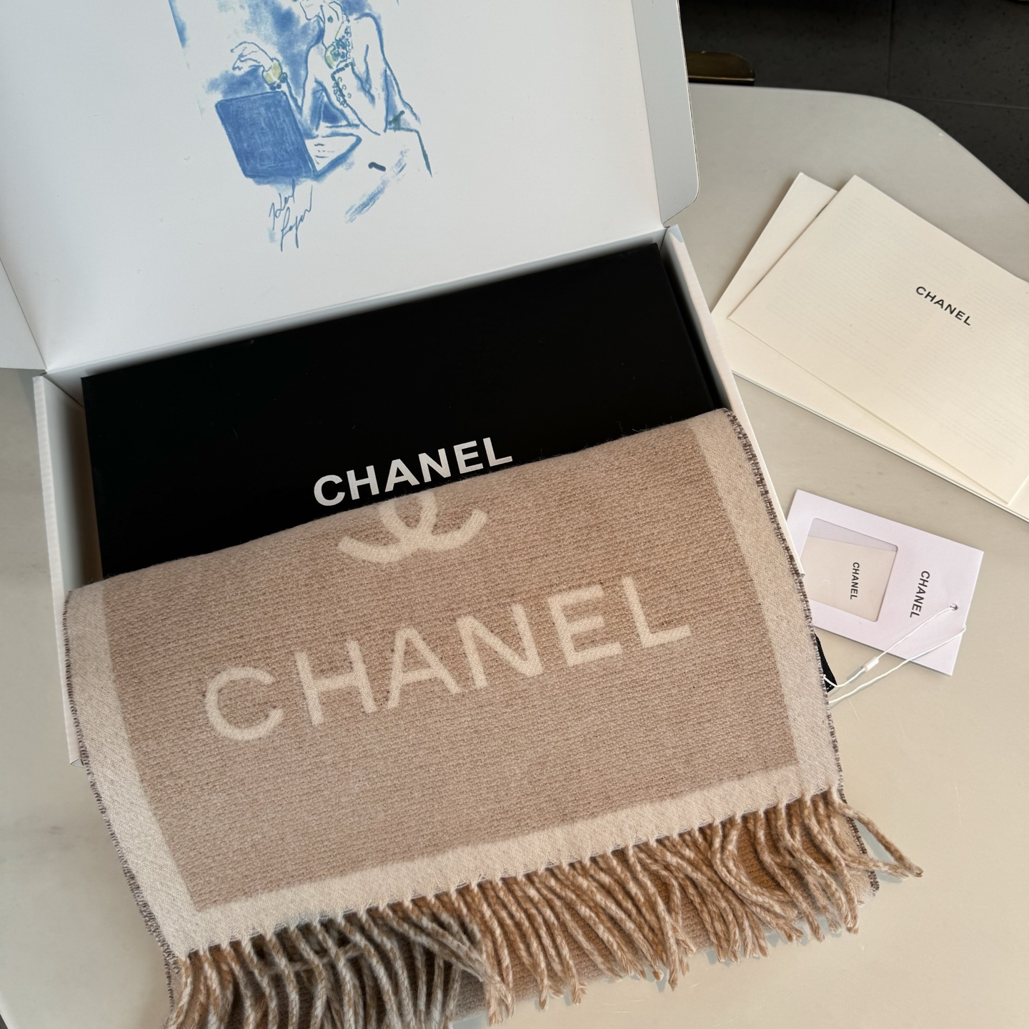 小香专柜最新款💨火爆来袭💥🎊顶级双层色织工艺。此工艺只有纯正代工厂才有的工艺‼️专柜原版紫外线加热感应双