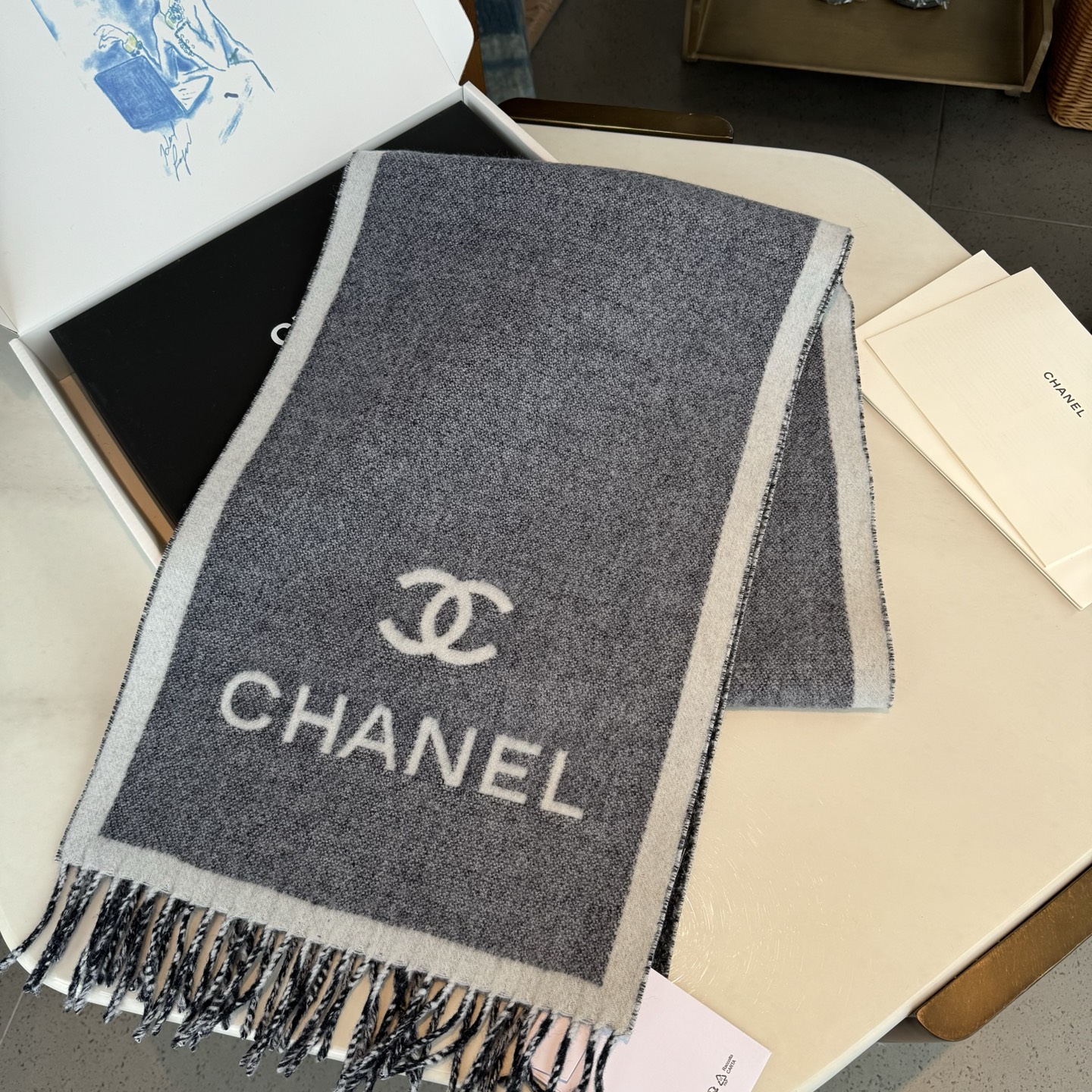 小香专柜最新款💨火爆来袭💥🎊顶级双层色织工艺。此工艺只有纯正代工厂才有的工艺‼️专柜原版紫外线加热感应双