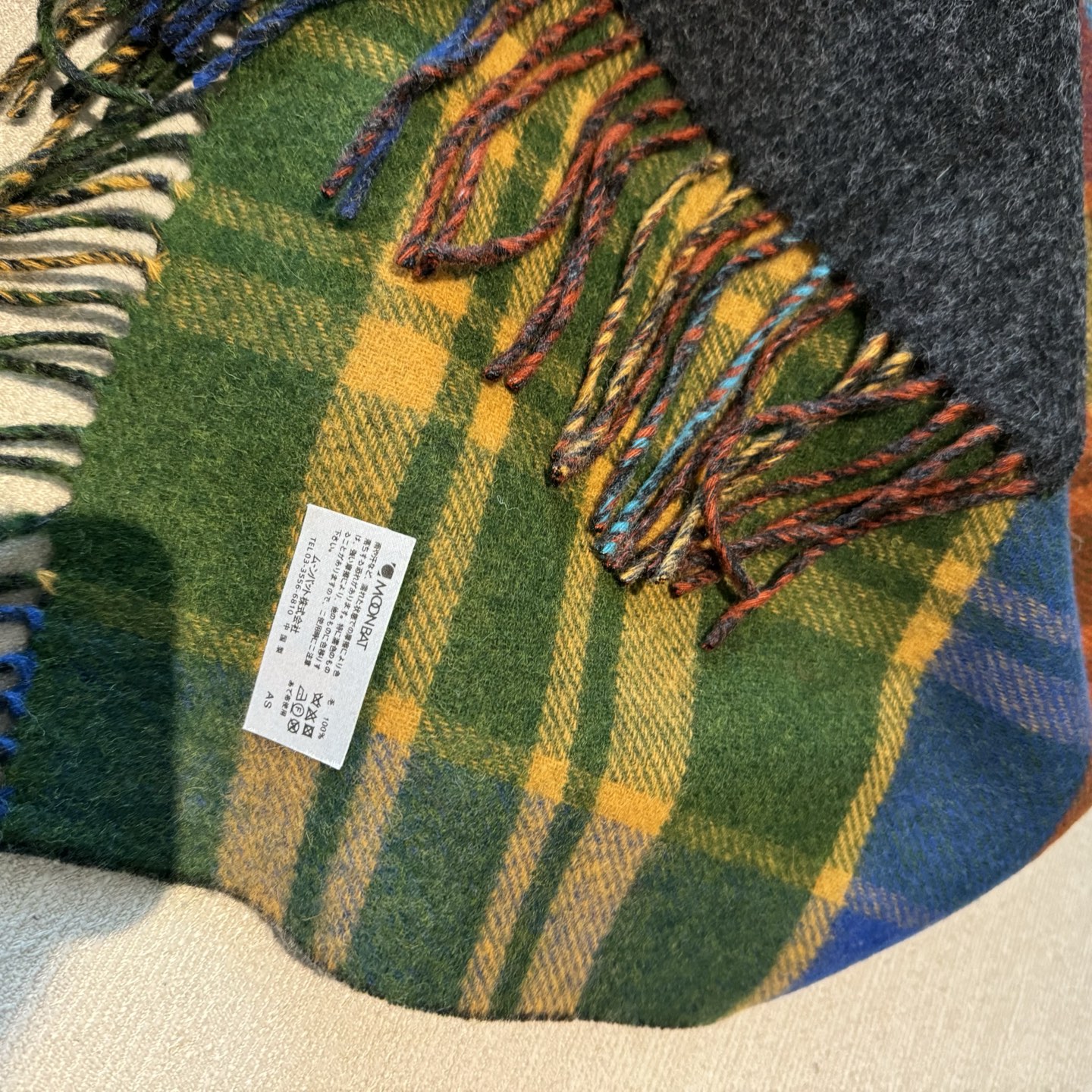 到货‼️ 𝐕𝐢𝐯𝐢𝐞𝐧𝐧𝐞 𝐖𝐞𝐬𝐭𝐰𝐨𝐨𝐝🪐✨经典格子土星🪐格子斗篷披肩 vivienne westw