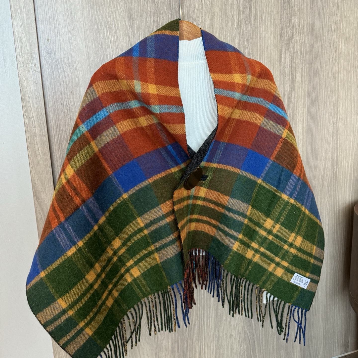 到货‼️ 𝐕𝐢𝐯𝐢𝐞𝐧𝐧𝐞 𝐖𝐞𝐬𝐭𝐰𝐨𝐨𝐝🪐✨经典格子土星🪐格子斗篷披肩 vivienne westw