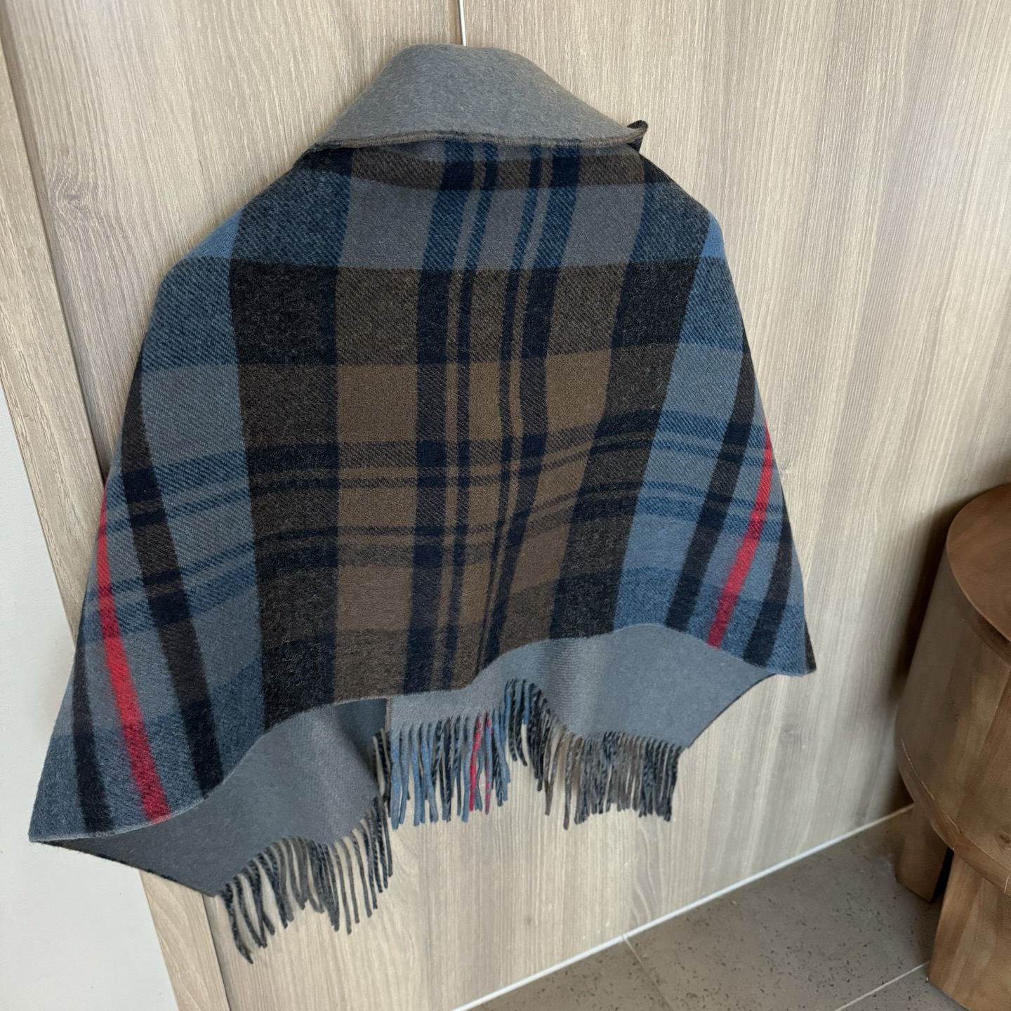 到货‼️ 𝐕𝐢𝐯𝐢𝐞𝐧𝐧𝐞 𝐖𝐞𝐬𝐭𝐰𝐨𝐨𝐝🪐✨经典格子土星🪐格子斗篷披肩 vivienne westw