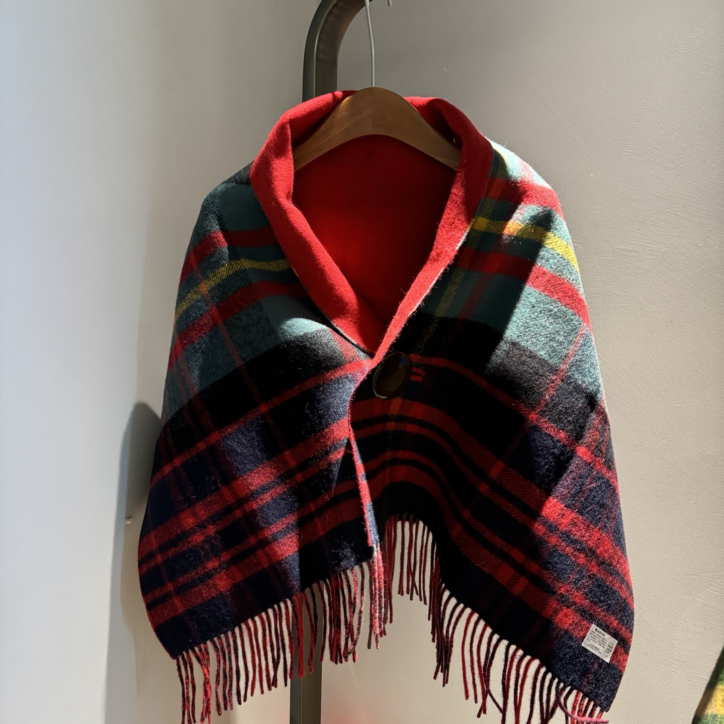 到货‼️ 𝐕𝐢𝐯𝐢𝐞𝐧𝐧𝐞 𝐖𝐞𝐬𝐭𝐰𝐨𝐨𝐝🪐✨经典格子土星🪐格子斗篷披肩 vivienne westw