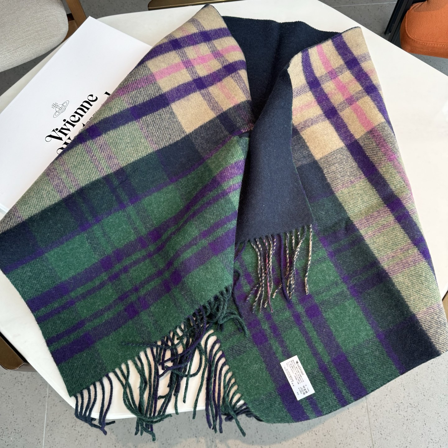 到货‼️ 𝐕𝐢𝐯𝐢𝐞𝐧𝐧𝐞 𝐖𝐞𝐬𝐭𝐰𝐨𝐨𝐝🪐✨经典格子土星🪐格子斗篷披肩 vivienne westw