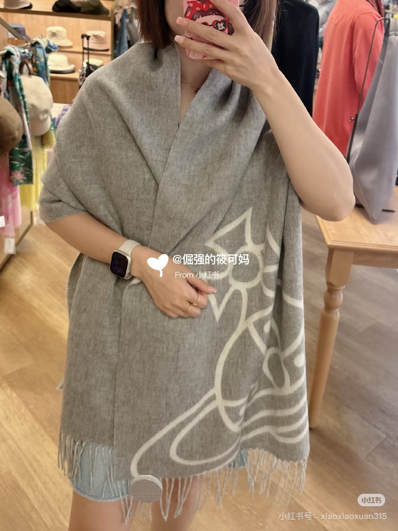 💟高品质到货！ 西太后超美新款双面围巾！超级推荐入手！质感好货！据说超难买哦！！做工非常精致，很有分量，